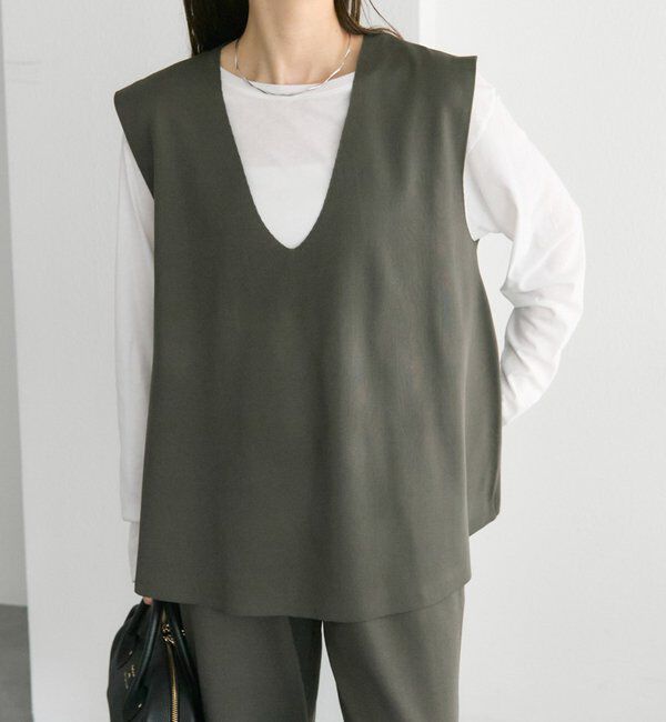  「スポンディッシュVネックニットベスト」|ニット・セーター|