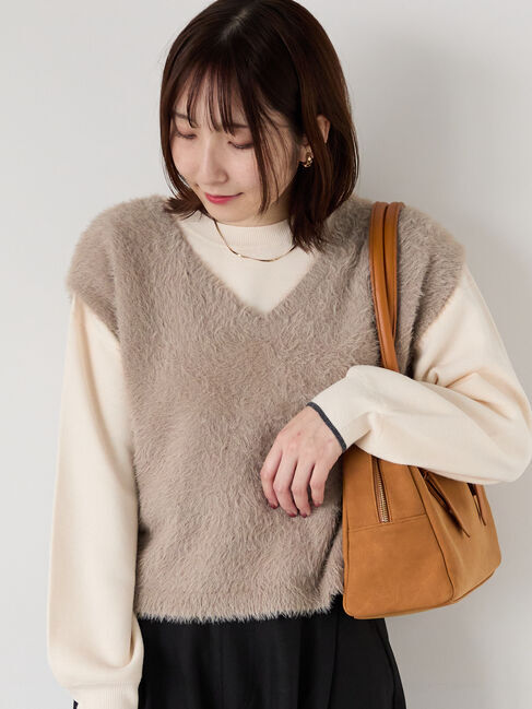 Te chichi TERRASSE「シャギーVネックベスト」|ニット・セーター|