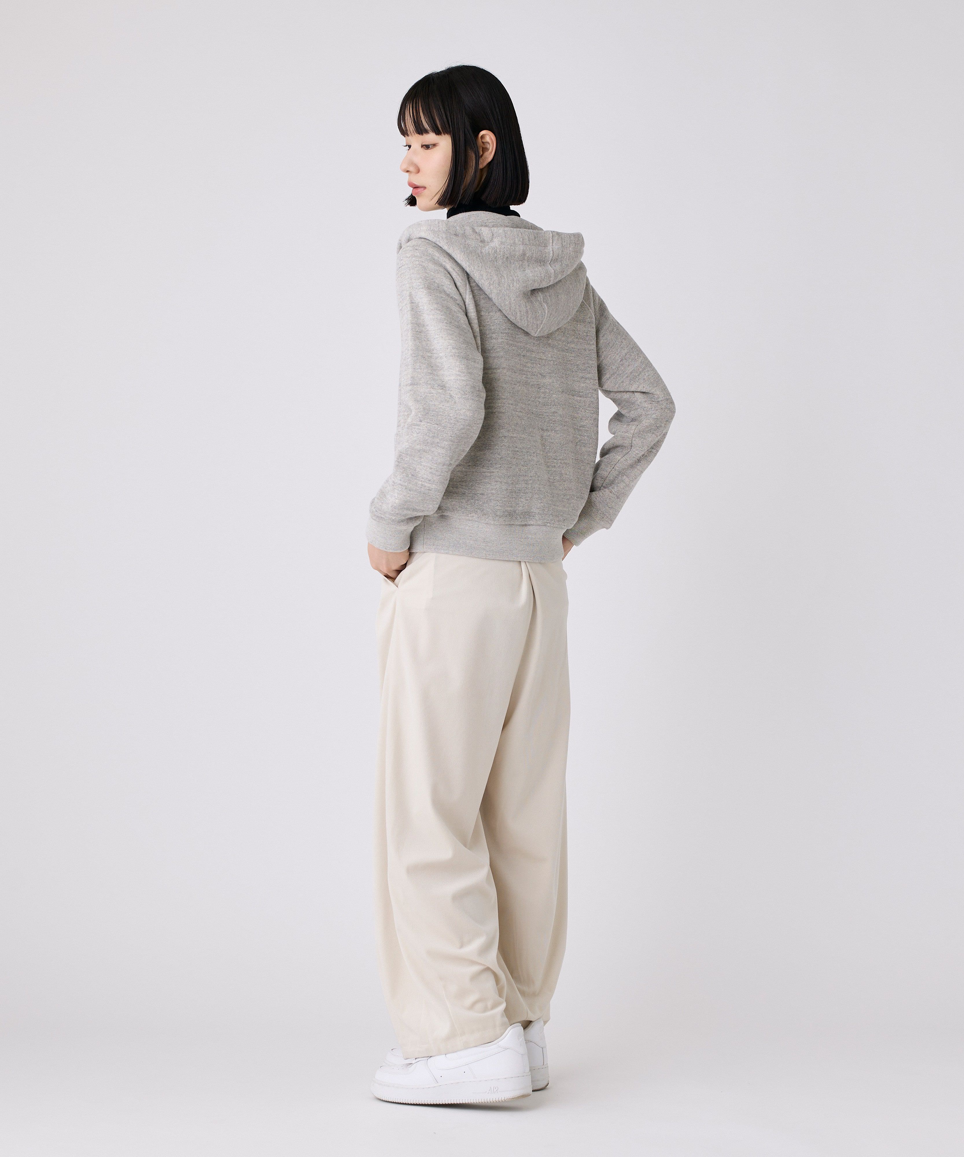 DAY by DAY it&rsquo;s international「ジップアップパーカー《吊り裏毛》」|パーカー|