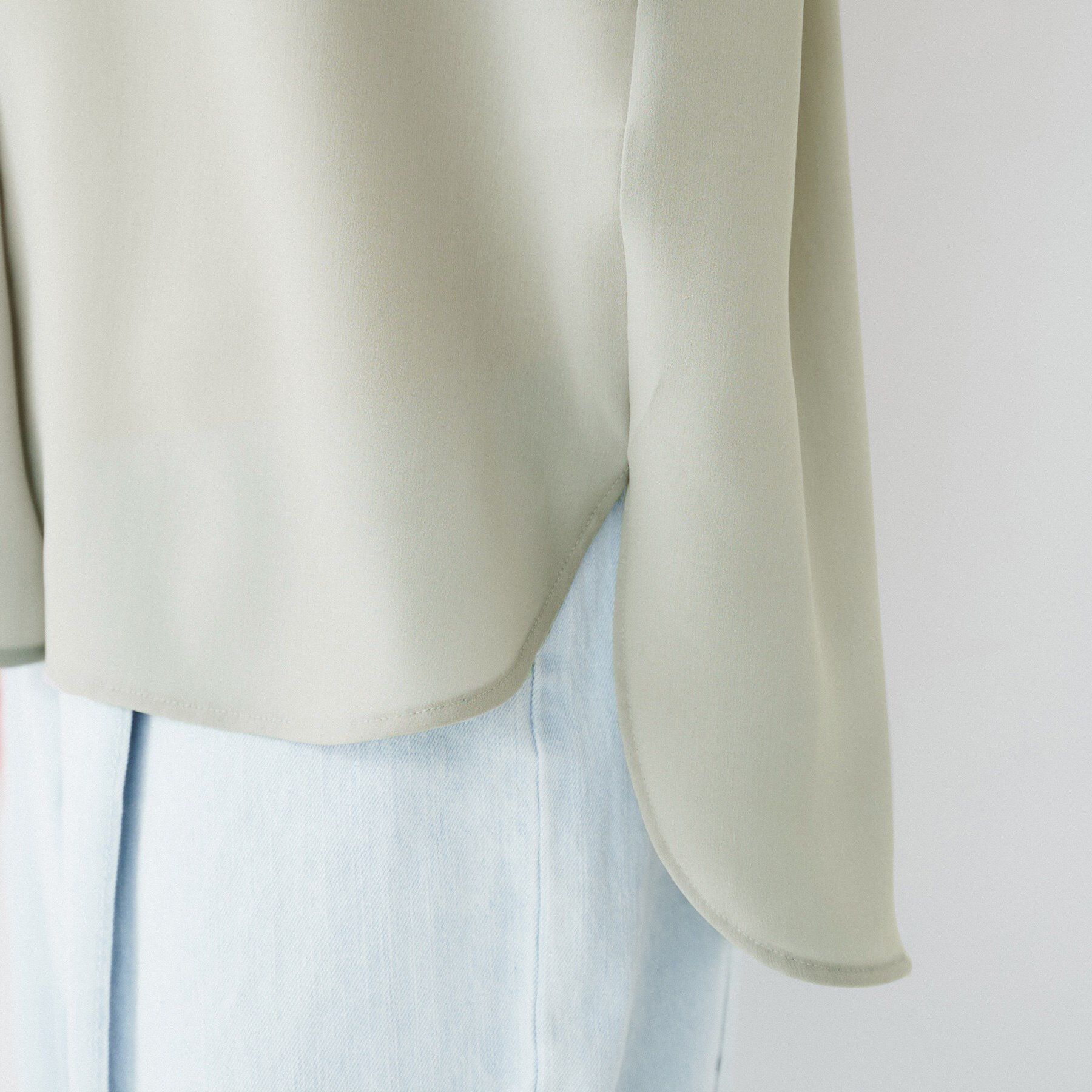 UNTITLED「【体型カバー/オンオフ使える】梳毛調ボイルシャツ」|シャツ・ブラウス|