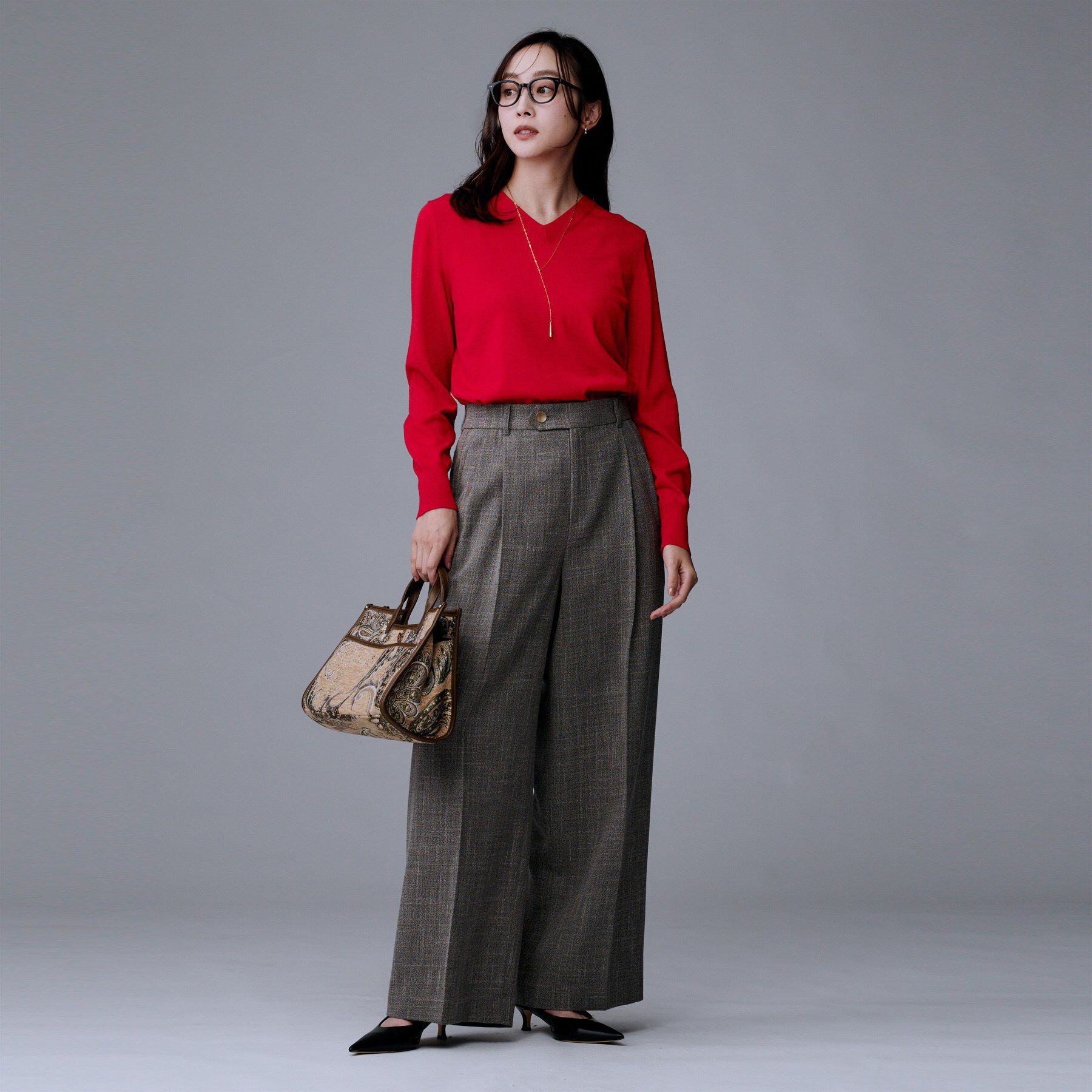 UNTITLED「【洗える/ウール100%】Vネックウールニット」|ニット・セーター|