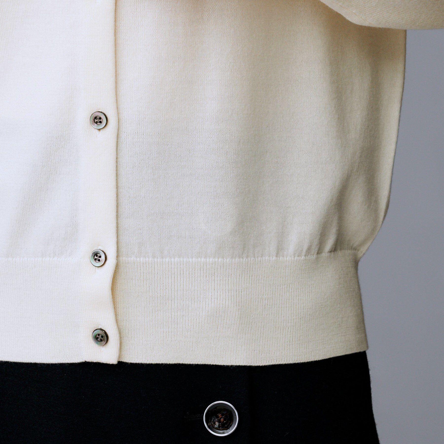 UNTITLED「【洗える/アンサンブル可/ウール100%】ウールクルーカーディガン」|カーディガン|