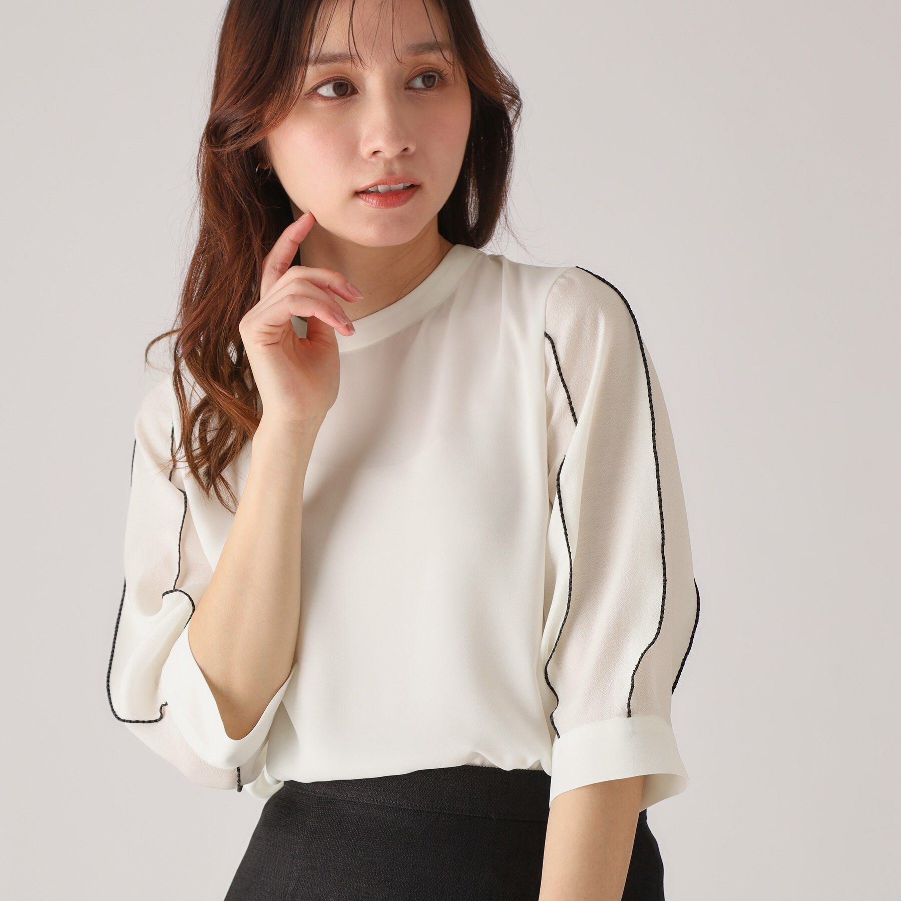 COUP DE CHANCE「【洗える／刺しゅうディテール】袖デザインブラウス」|シャツ・ブラウス|ホワイト(001)