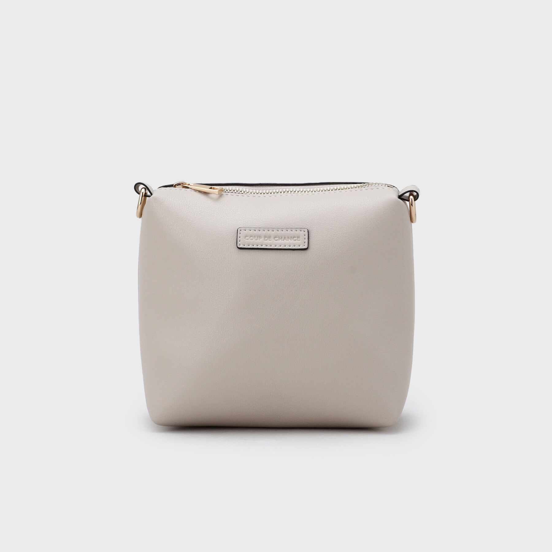 COUP DE CHANCE「2WAYパンチングトート／バケツ型／ミニポーチ付き／軽量」|トートバッグ|