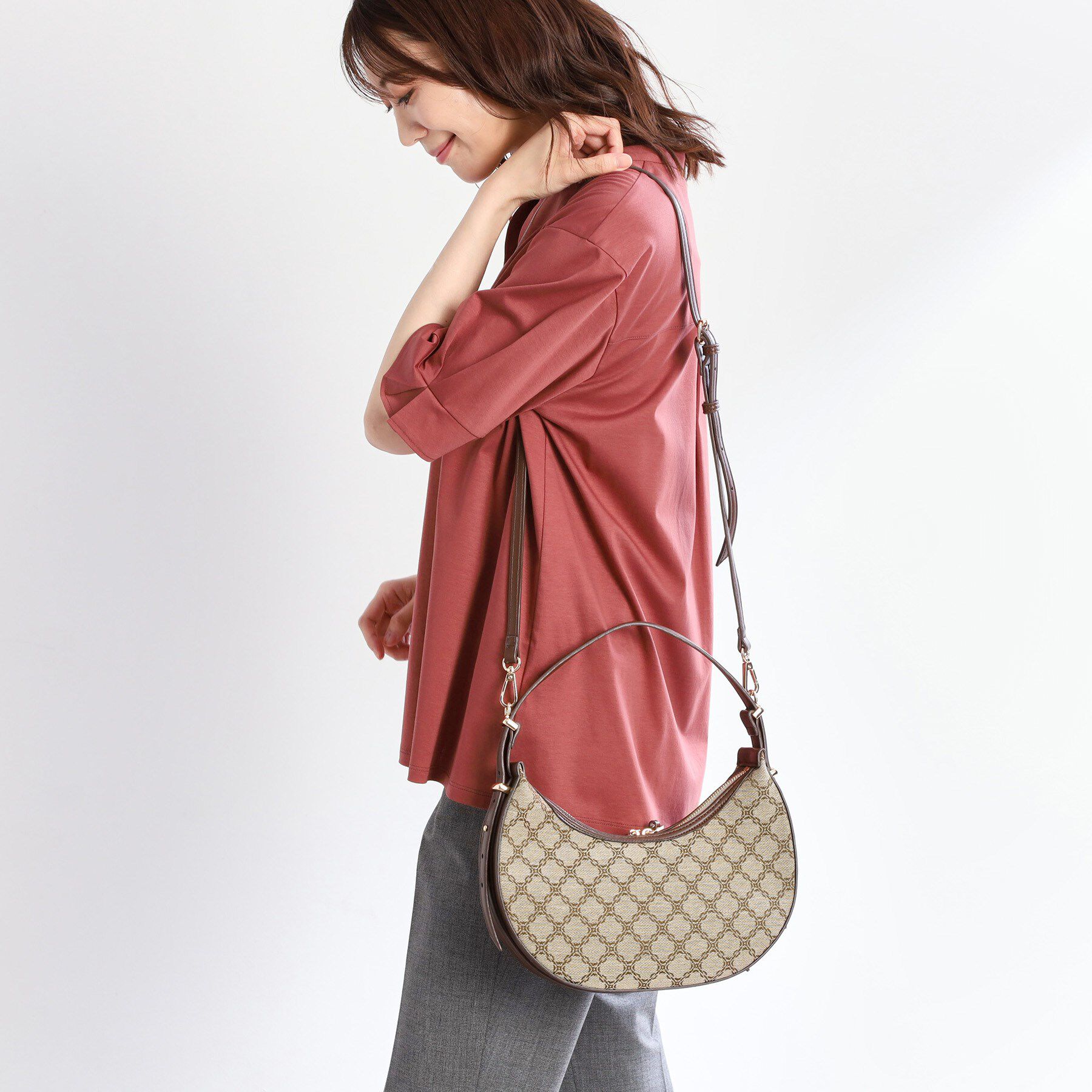 Reflect「【収納力◎／ショルダー付き】ジャカードワンショルダーバッグ」|ショルダー・メッセンジャー|