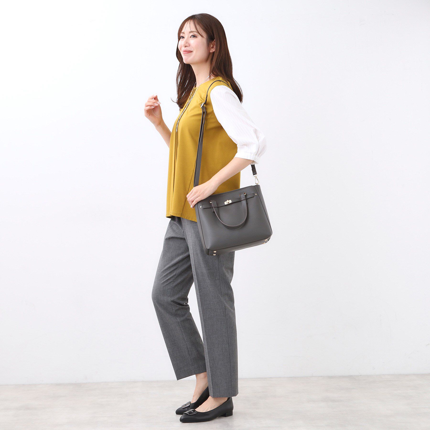 Reflect「【たっぷり収納！／通勤におすすめ】&rsquo;25秋冬毎日ミディアムバッグ」|ハンドバッグ|