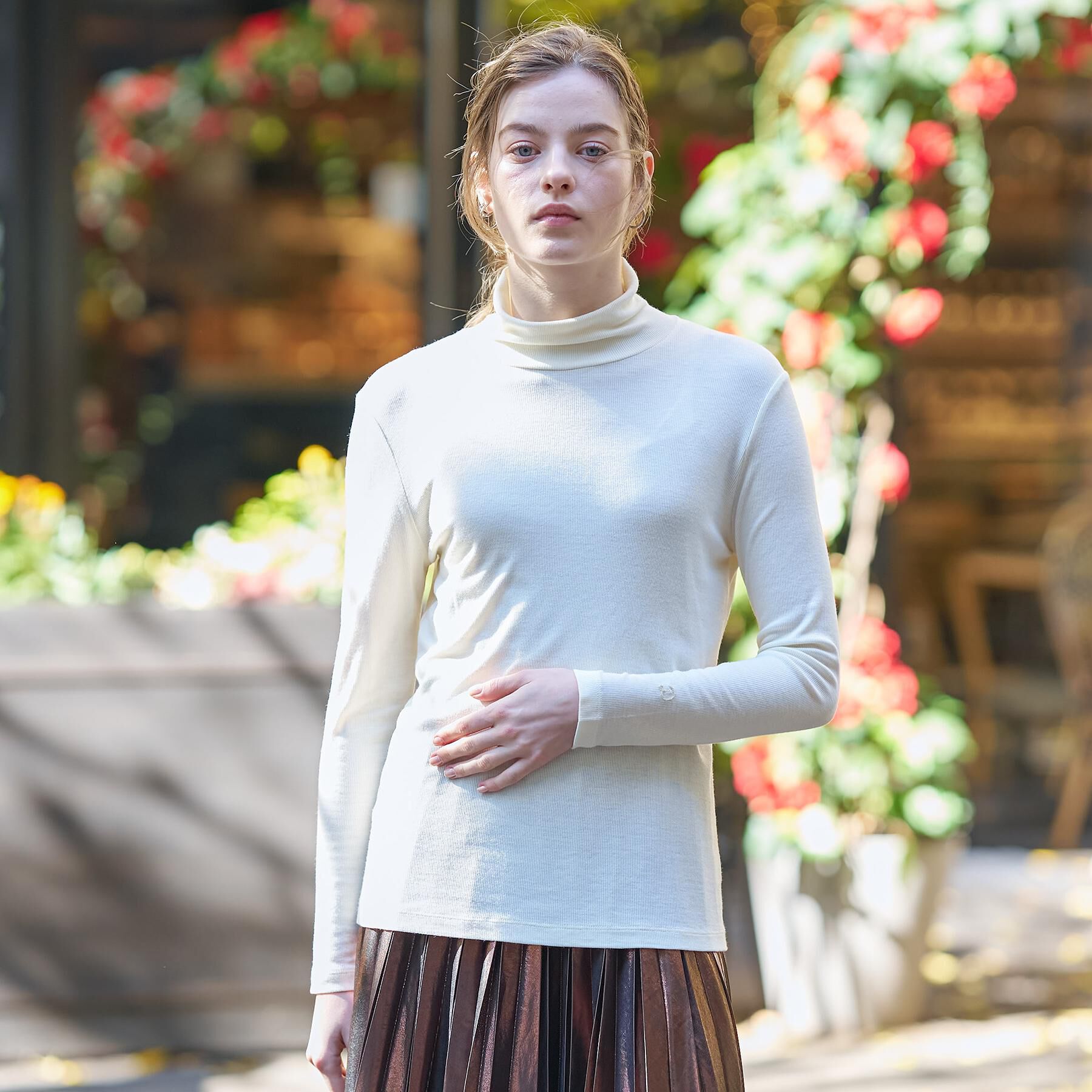 DRESSTERIOR「【インナー使いに最適/しっとり暖かな保湿素材】タートルネックプルオーバー」|Tシャツ・カットソー|