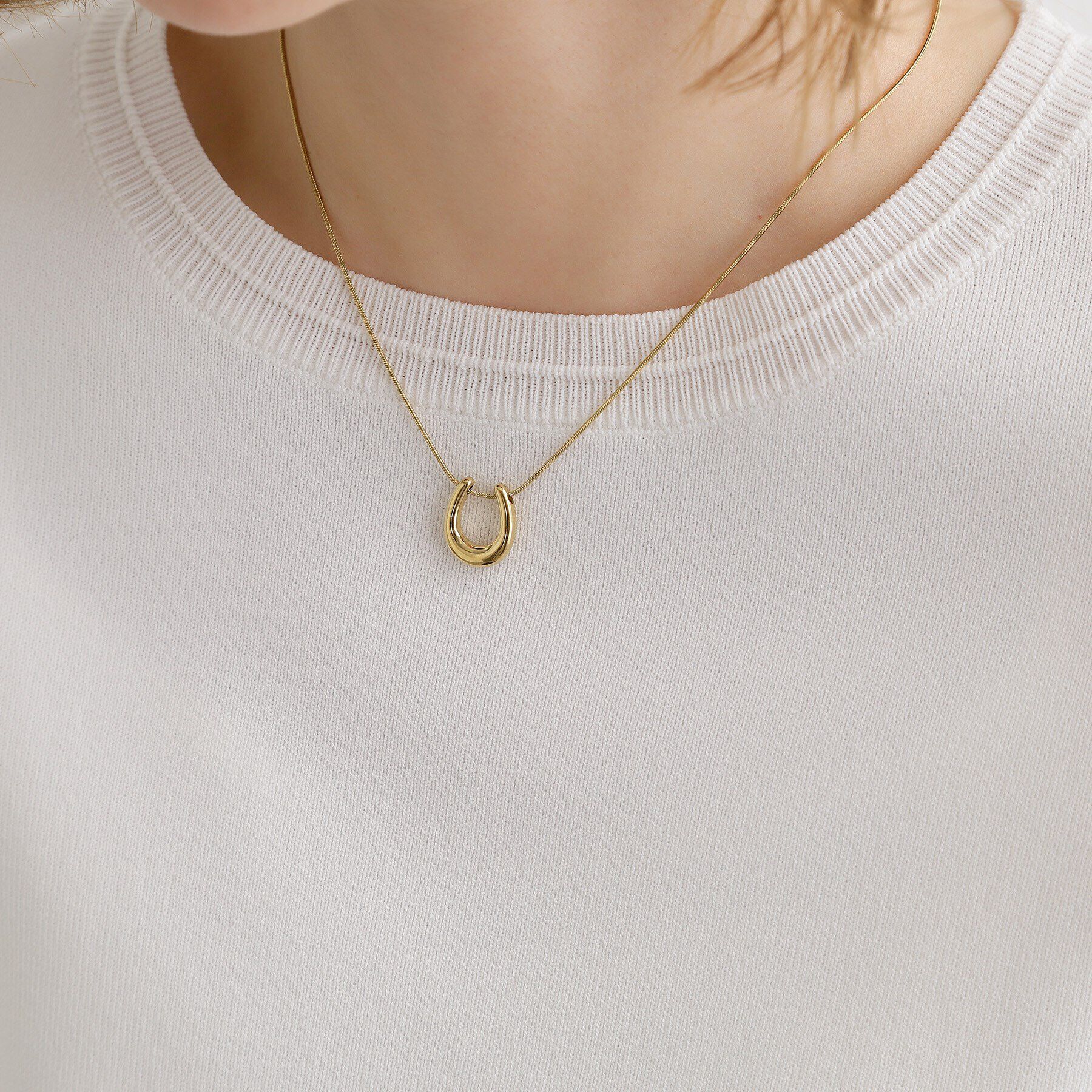 grove「【ステンレス】ホースシューネックレス」|ネックレス|