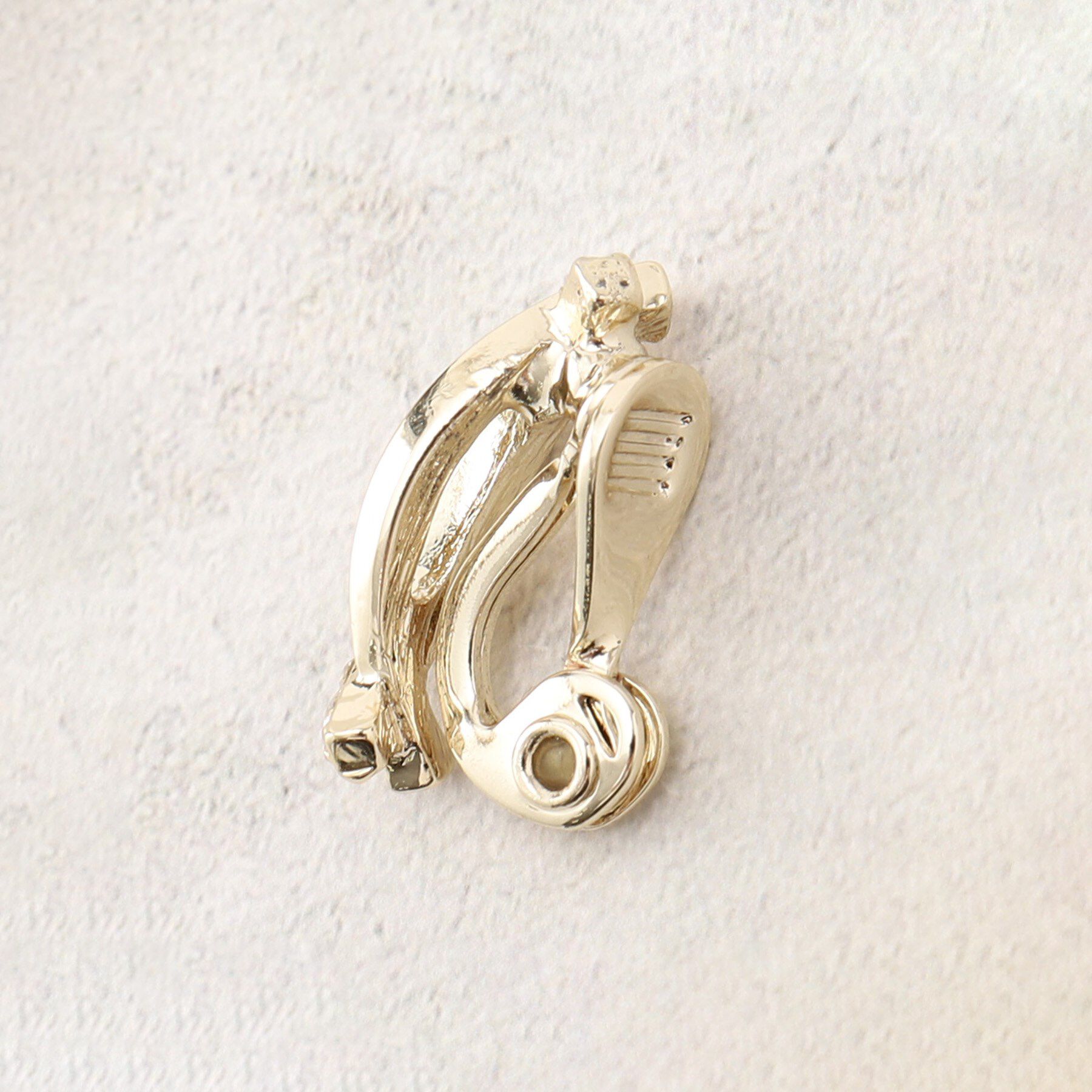 grove「【痛くなりにくい】エポビジューイヤ」|イヤリング|