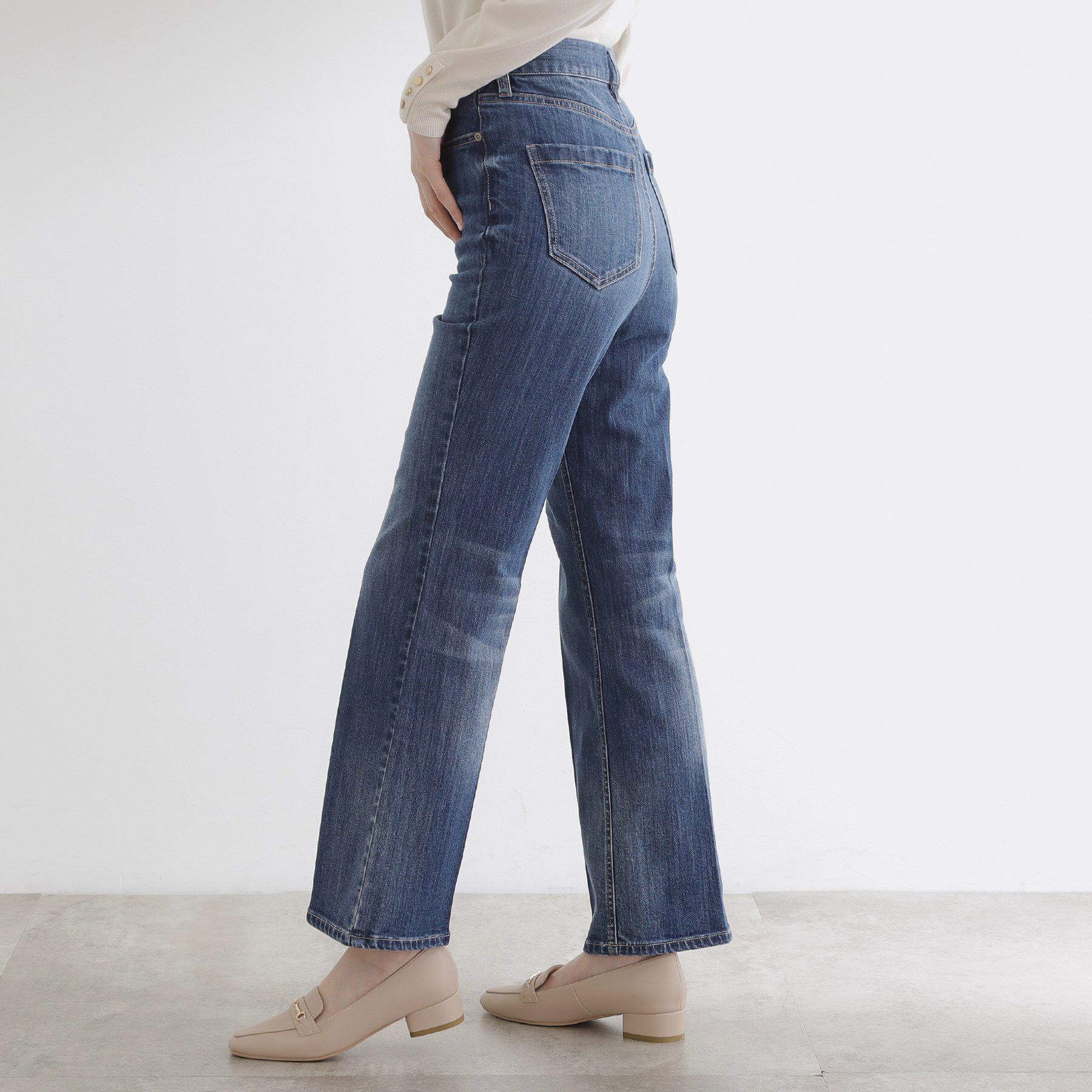 grove「【美シルエット/選べる着丈】大人のためのソフトフレアーデニム」|デニム|