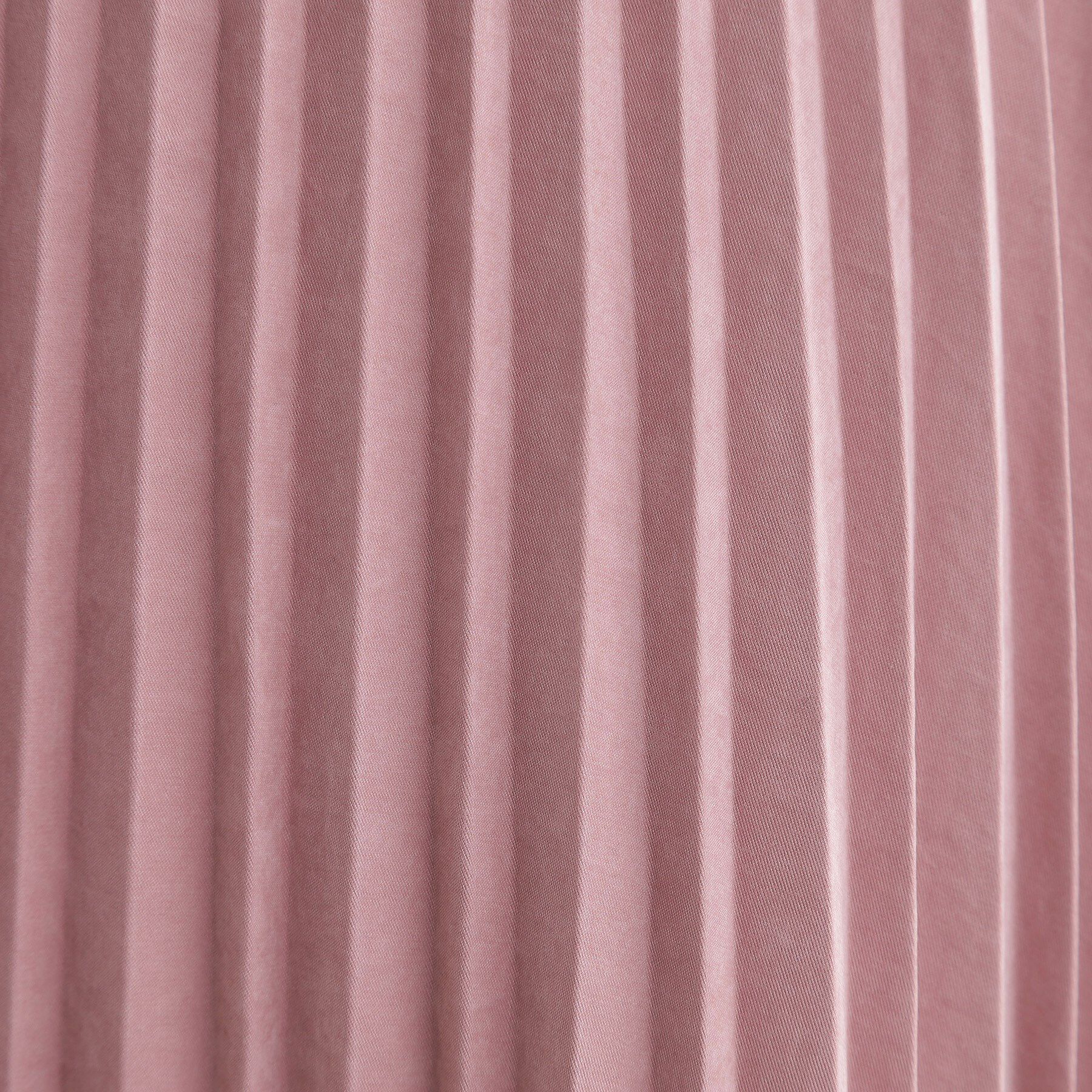 grove「すっきり見えて、やさしく揺れる。大人のスエードライクプリーツスカート」|スカート|