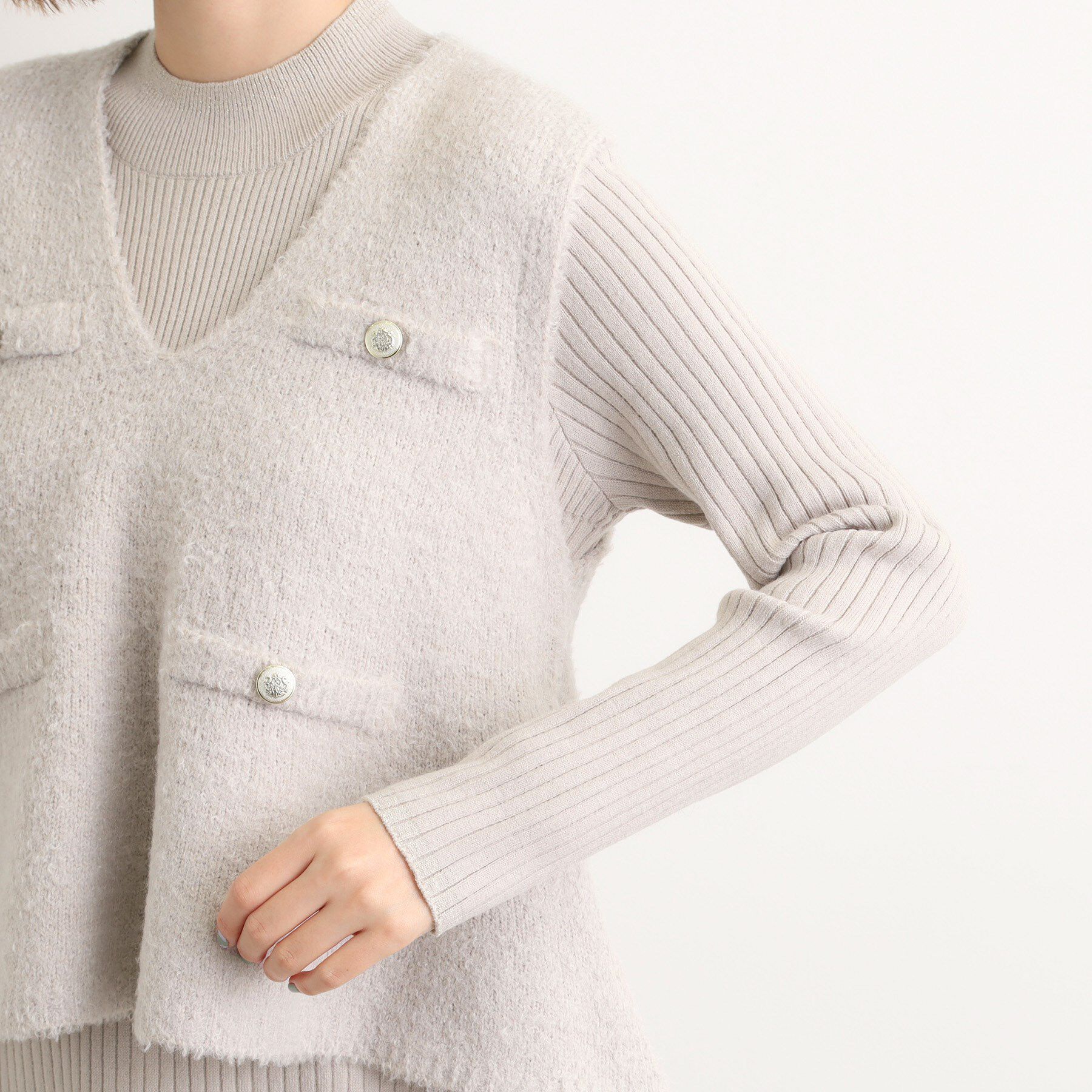 grove「【2点SET/体型カバー】一枚で決まる、ペプラムベスト&times;ニットワンピース」|ワンピース|