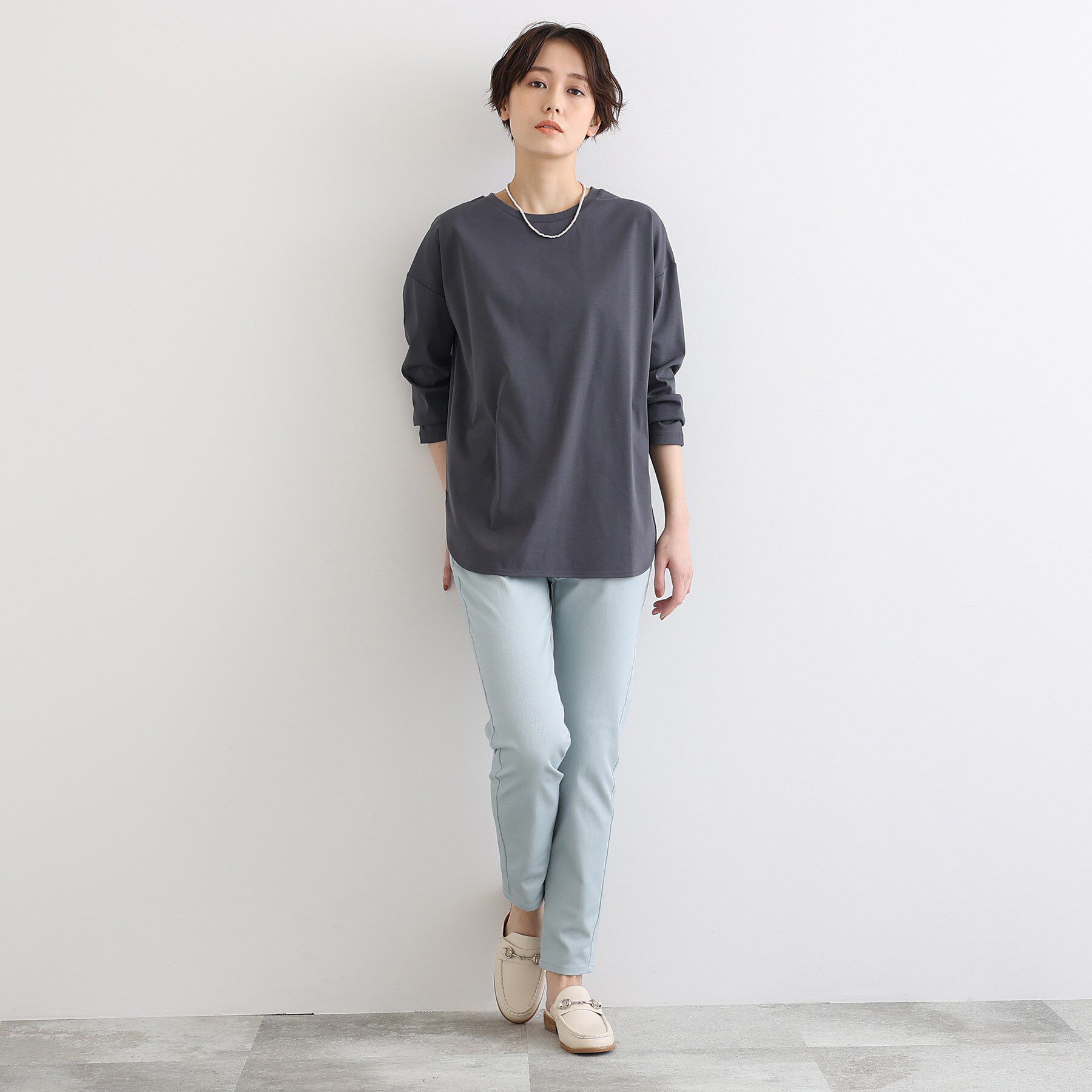 INDIVI「【洗える／コットン100％】ラウンドヘムシンプルカットソー」|Tシャツ・カットソー|