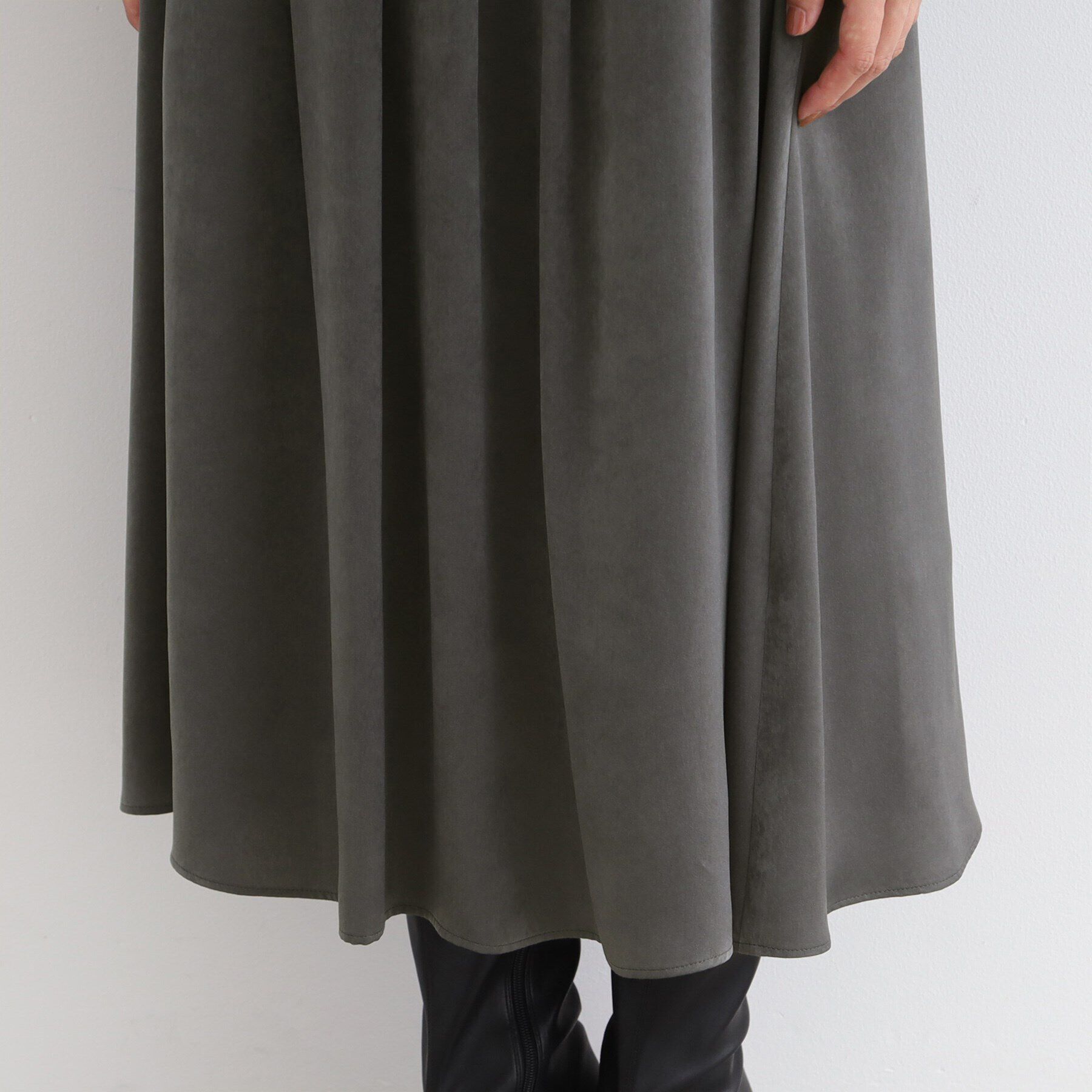 INDIVI「【洗える／UVケア】スエード調サテンタックスカート」|スカート|