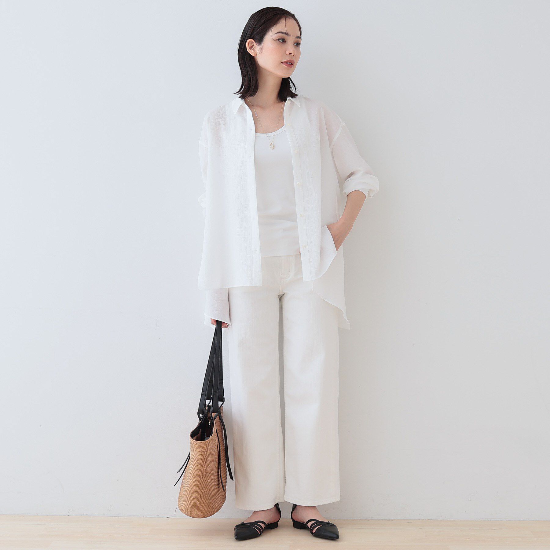 INDIVI「【洗える／凹凸素材】ハンカチーフヘム エアリーブラウス」|シャツ・ブラウス|