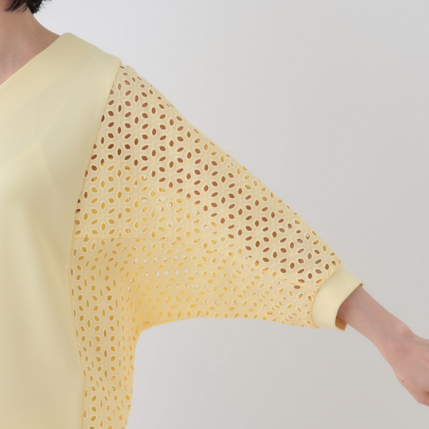 INDIVI「【洗える／体型カバー】レースコンビトップス」|Tシャツ・カットソー|