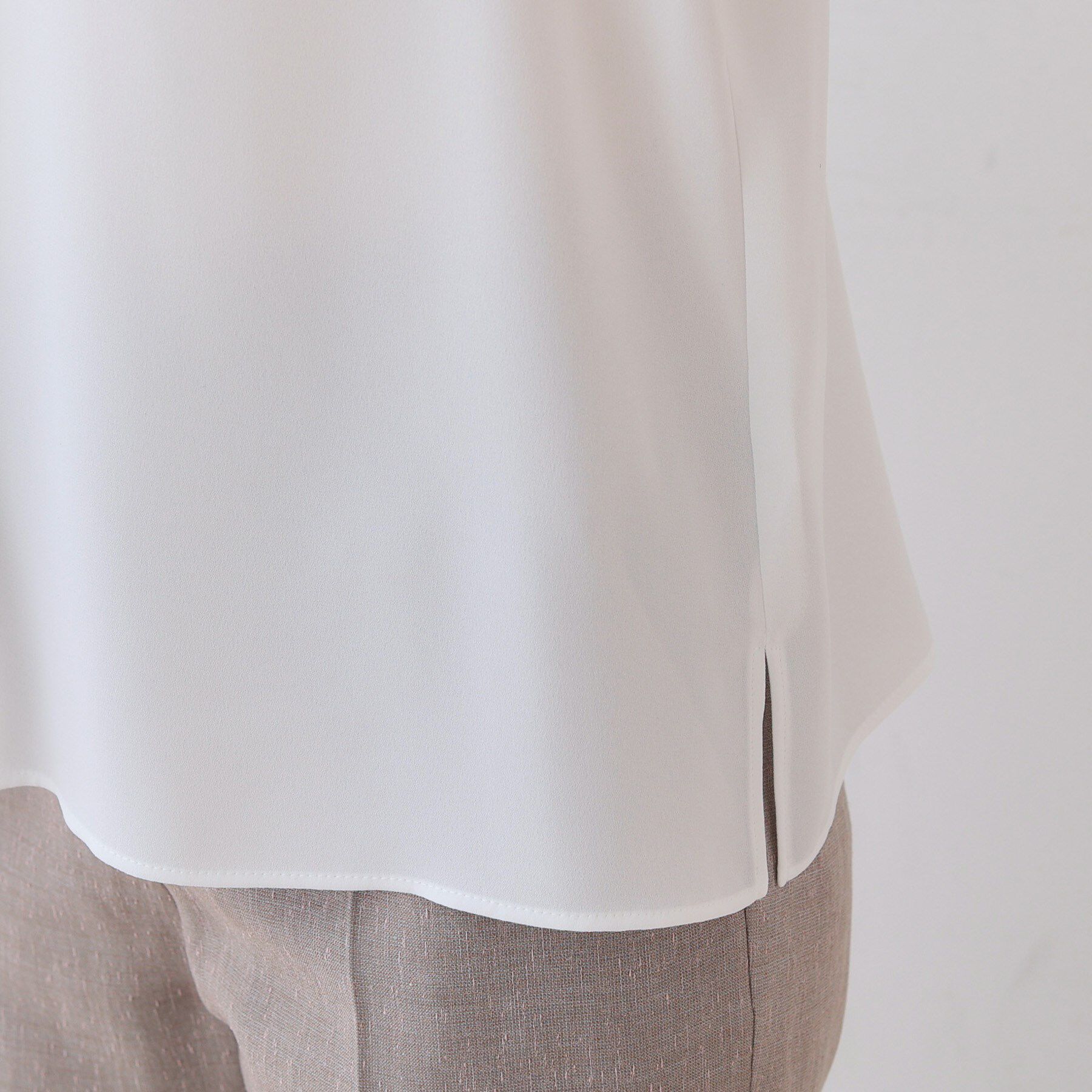 INDIVI「【洗える／通勤】タックブラウス」|シャツ・ブラウス|