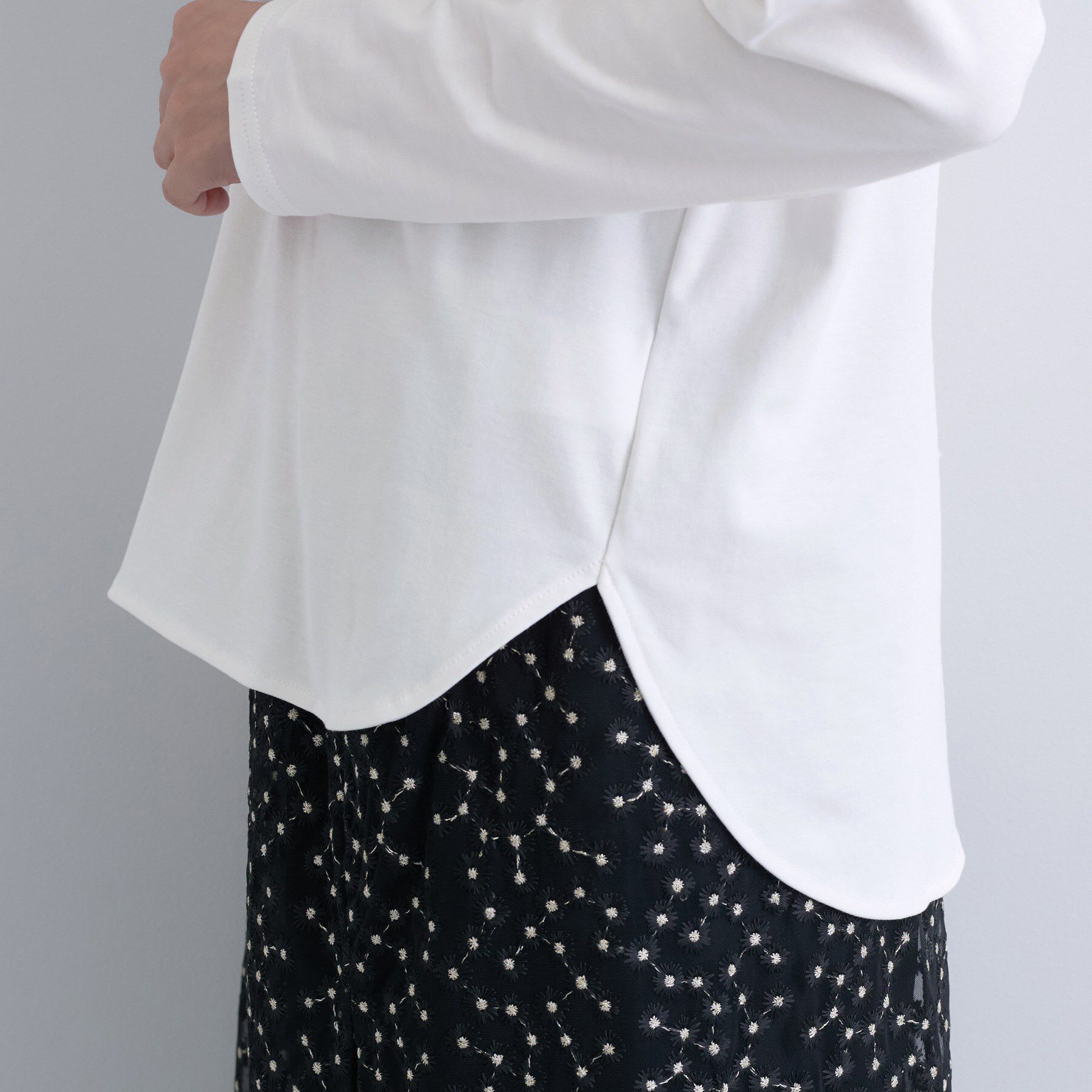 INDIVI「【UVケア】プリントフォトロングTシャツ」|Tシャツ・カットソー|