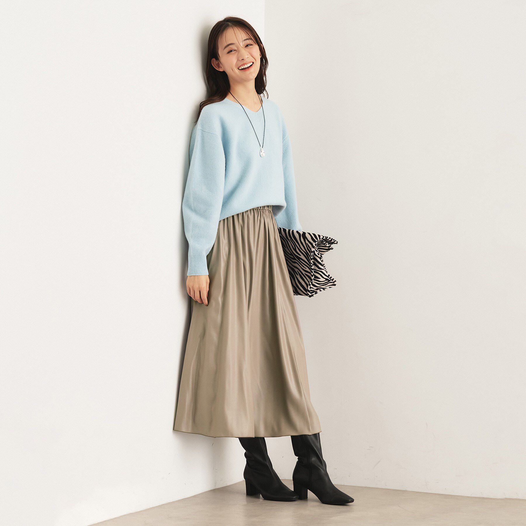 INDIVI「レザー調ギャザースカート」|スカート|