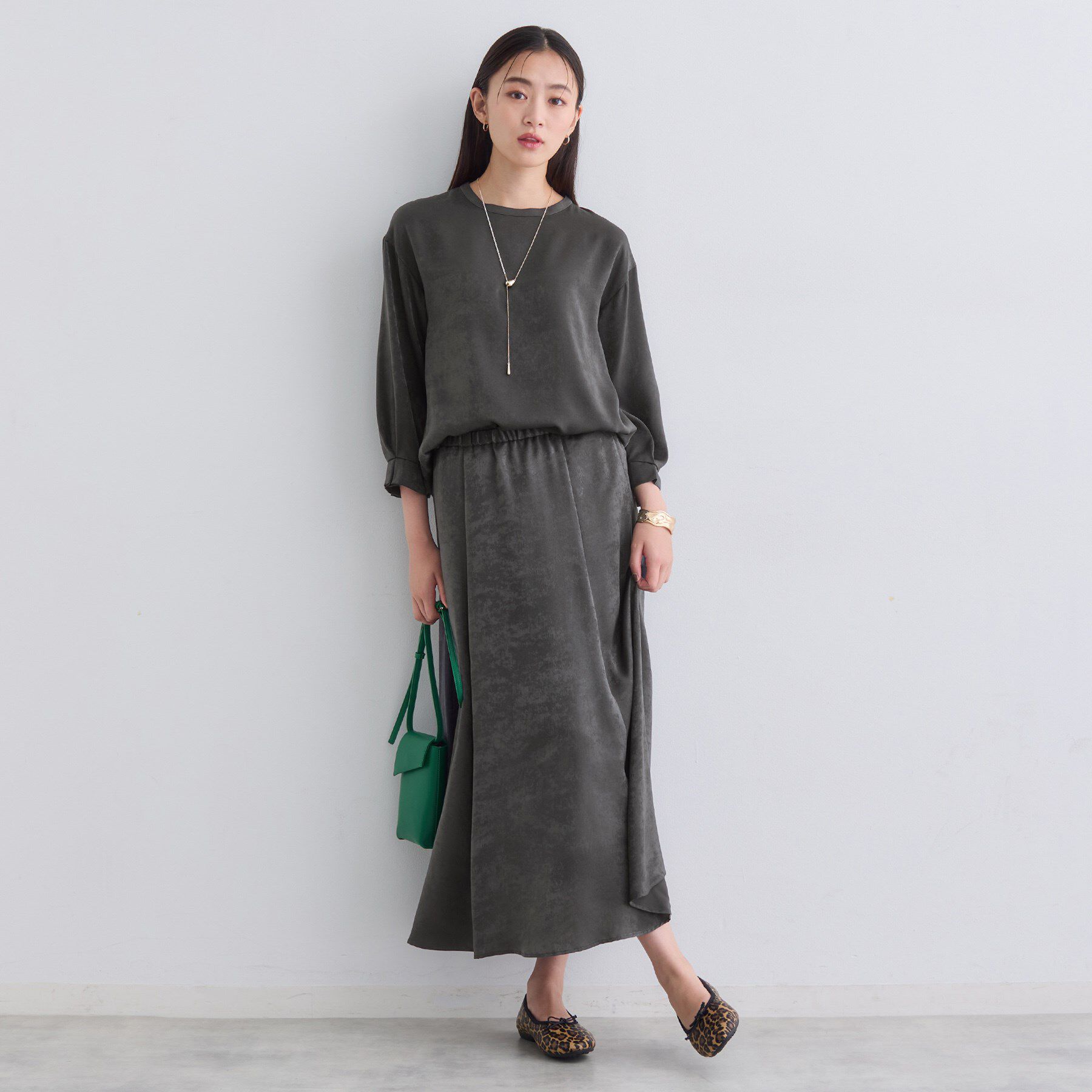 INDIVI「【セットアップ可能】スエード調サテンブラウス」|シャツ・ブラウス|