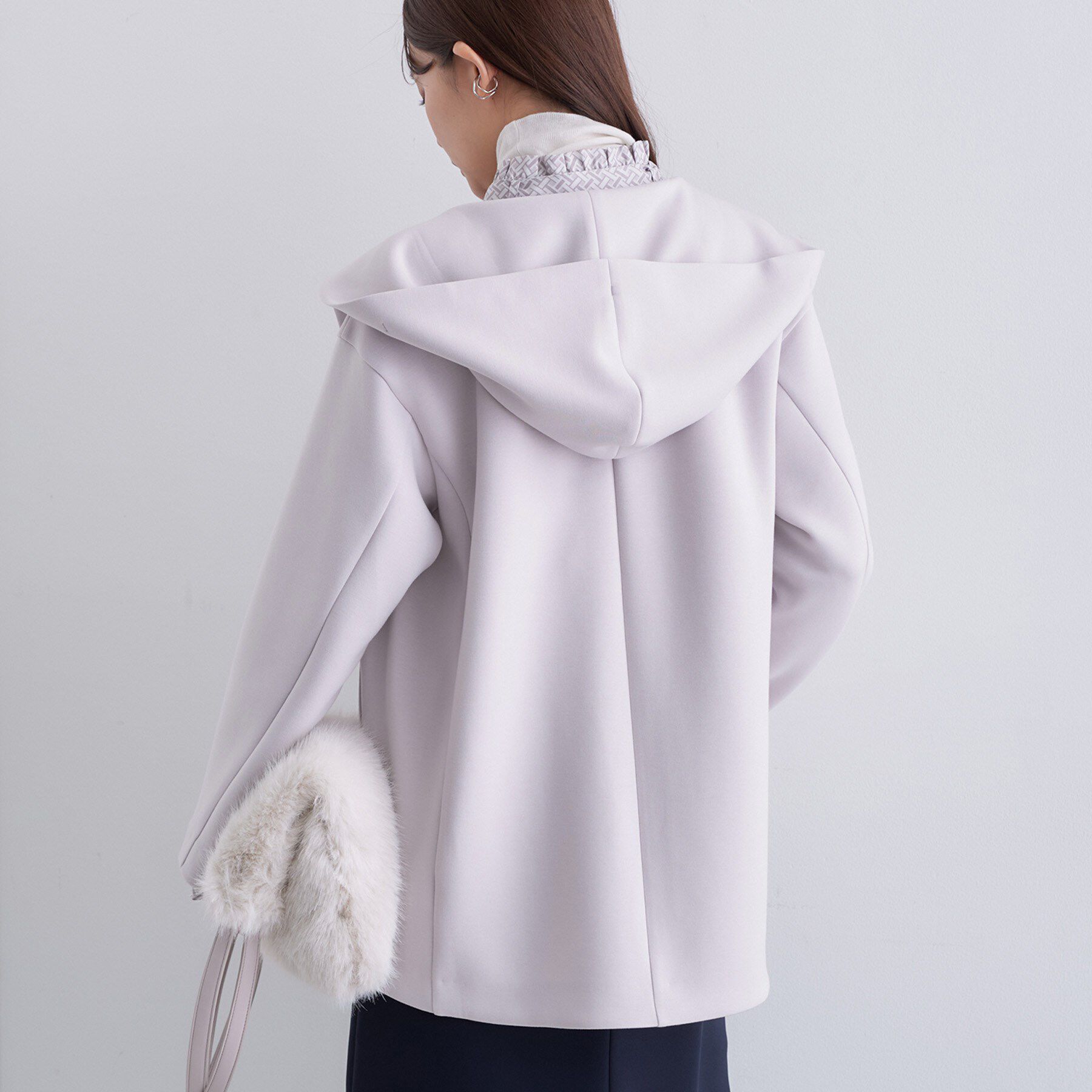 INDIVI「【軽羽織り】フーディーライトコート」|ブルゾン・スタジャン|