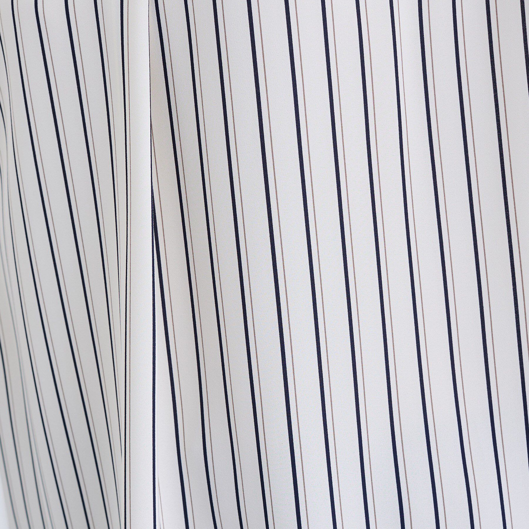 INDIVI「【通勤／イージーケア】Vネック ジョーゼットブラウス」|シャツ・ブラウス|