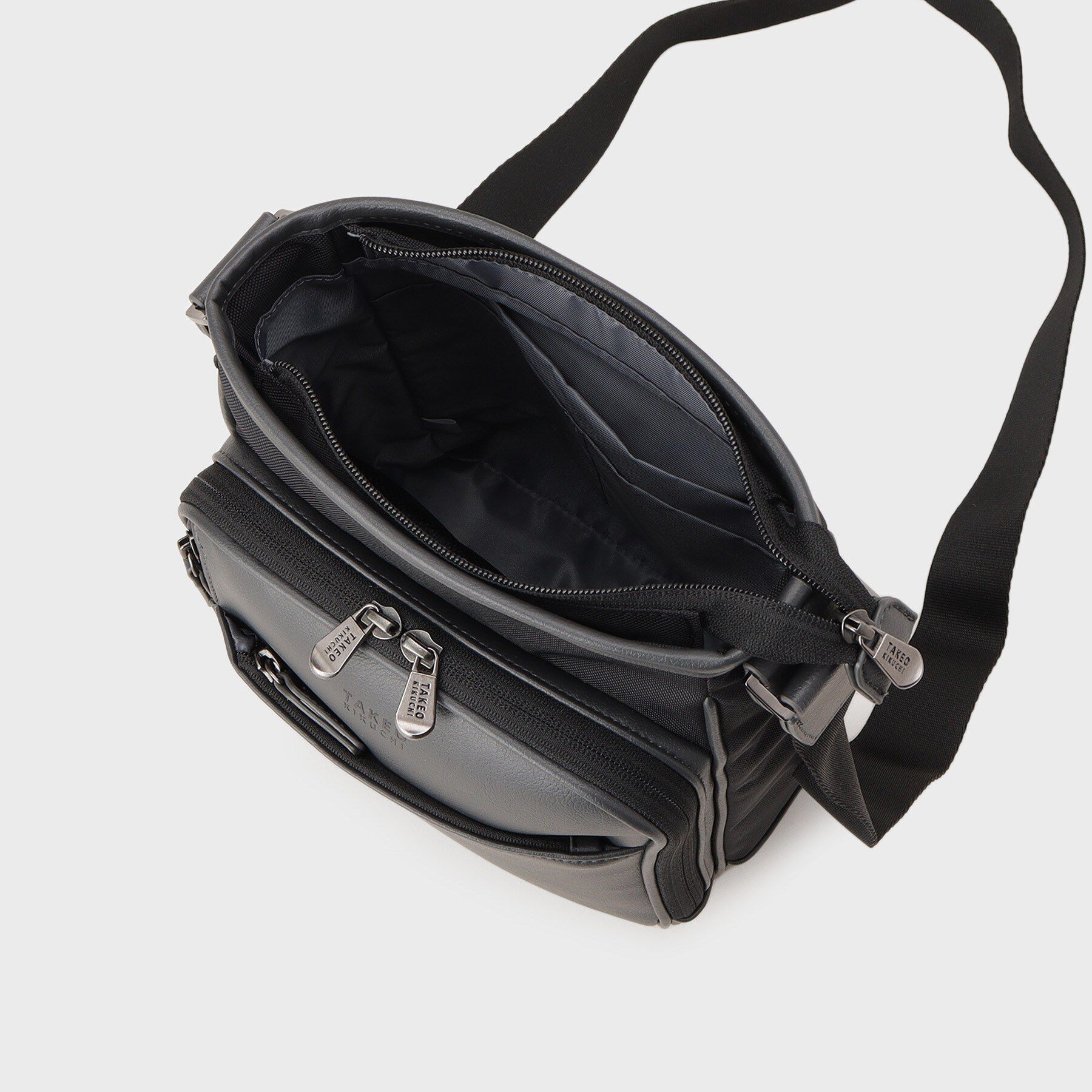 TAKEO KIKUCHI「【撥水機能】 CORDLEY（R）スマートショルダー」|ショルダー・メッセンジャー|