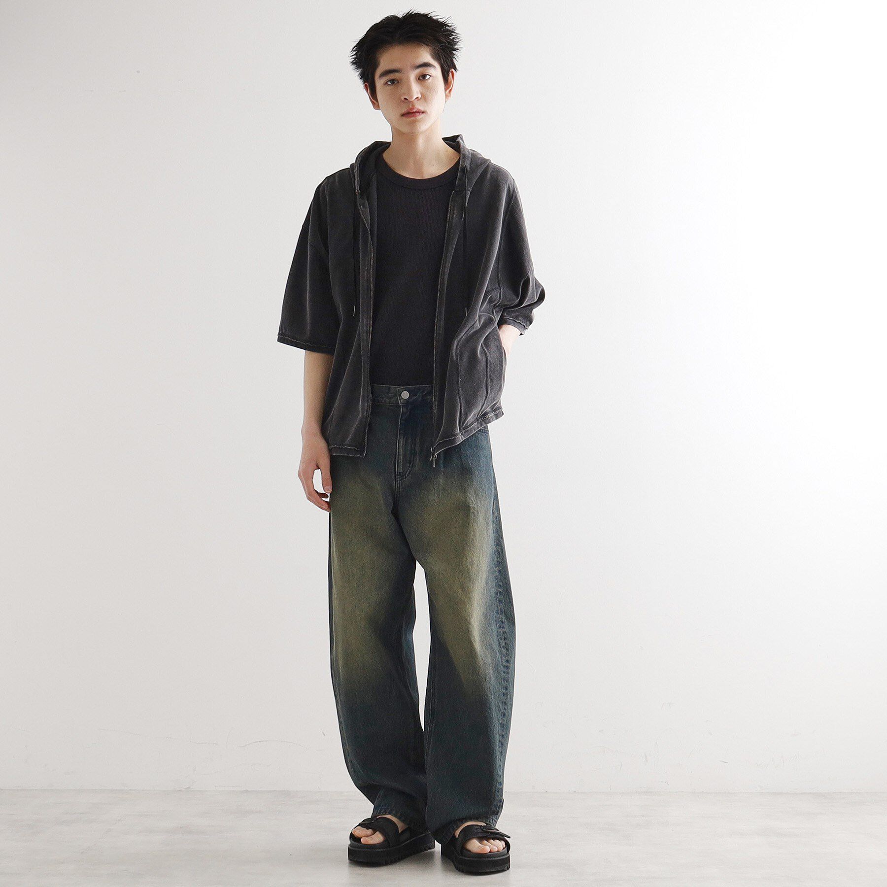 tk.TAKEO KIKUCHI「ヴィンテージライククロップドパーカ」|パーカー|