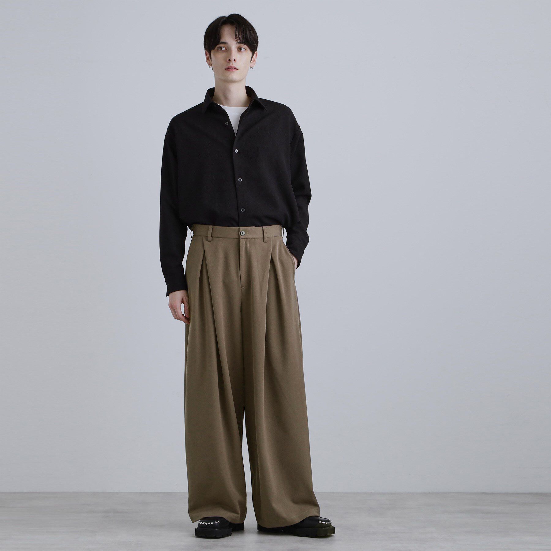 tk.TAKEO KIKUCHI「【スーパーワイドバギースラックスパンツ」|その他|