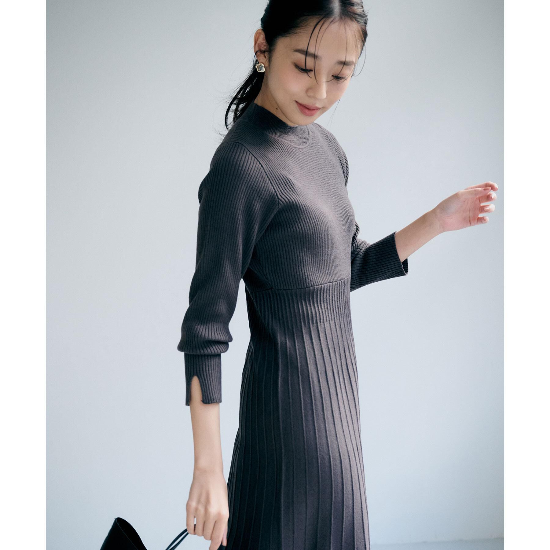 index「ラメフェザープルオーバーセット ニットワンピース【洗濯機OK】《XS～LL》」|スーツ|