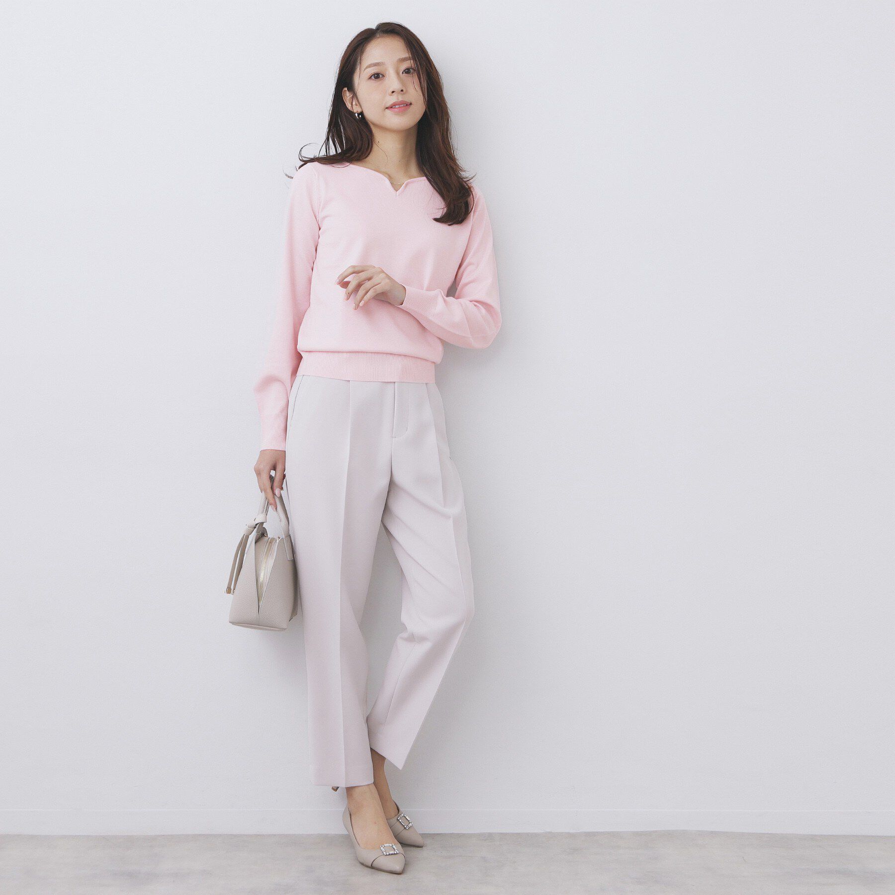 index「ゴールドパーツ付きハートネックニット【洗濯機OK】」|ニット・セーター|