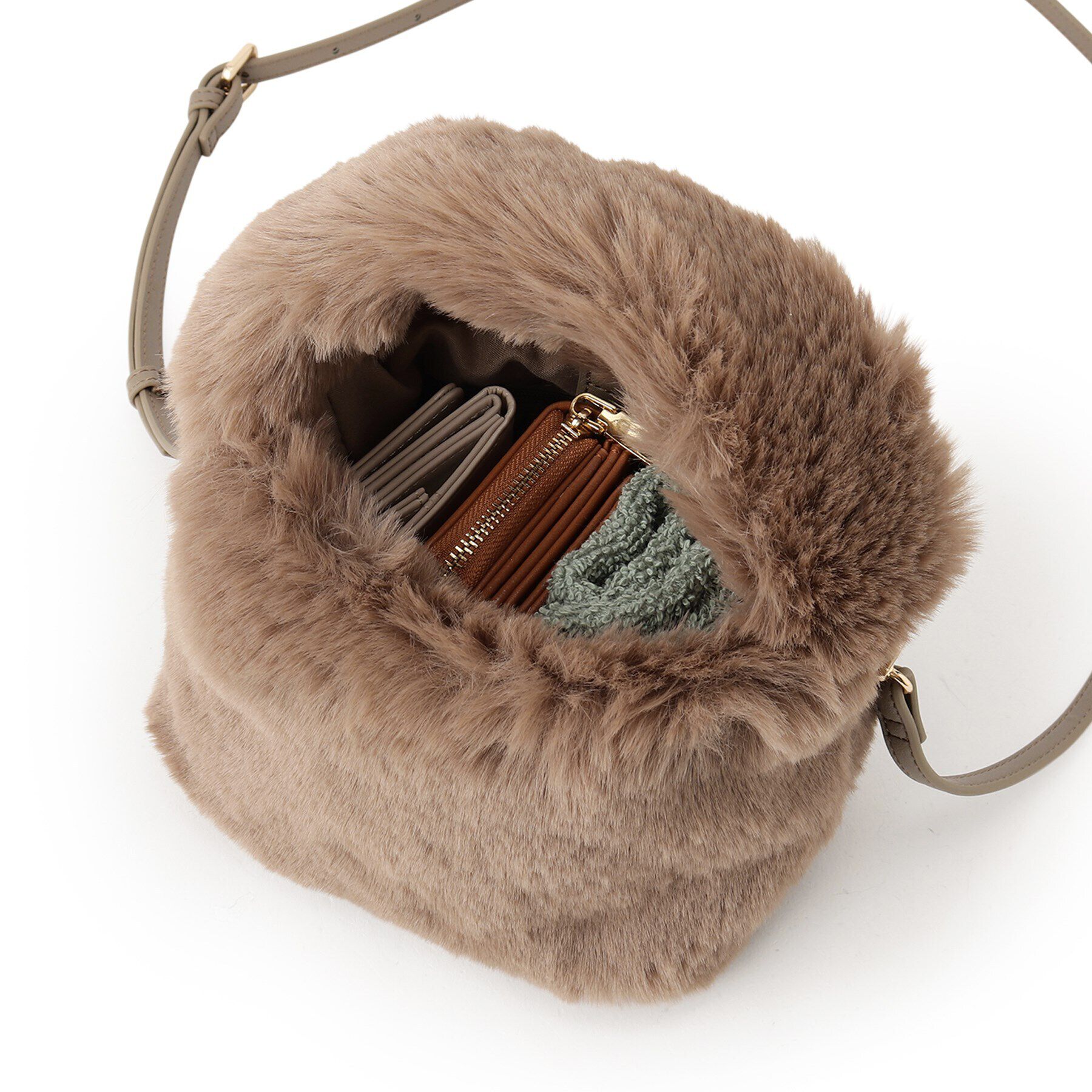 OPAQUE.CLIP「【2WAY】フェイクファーショルダーバッグ」|ショルダー・メッセンジャー|