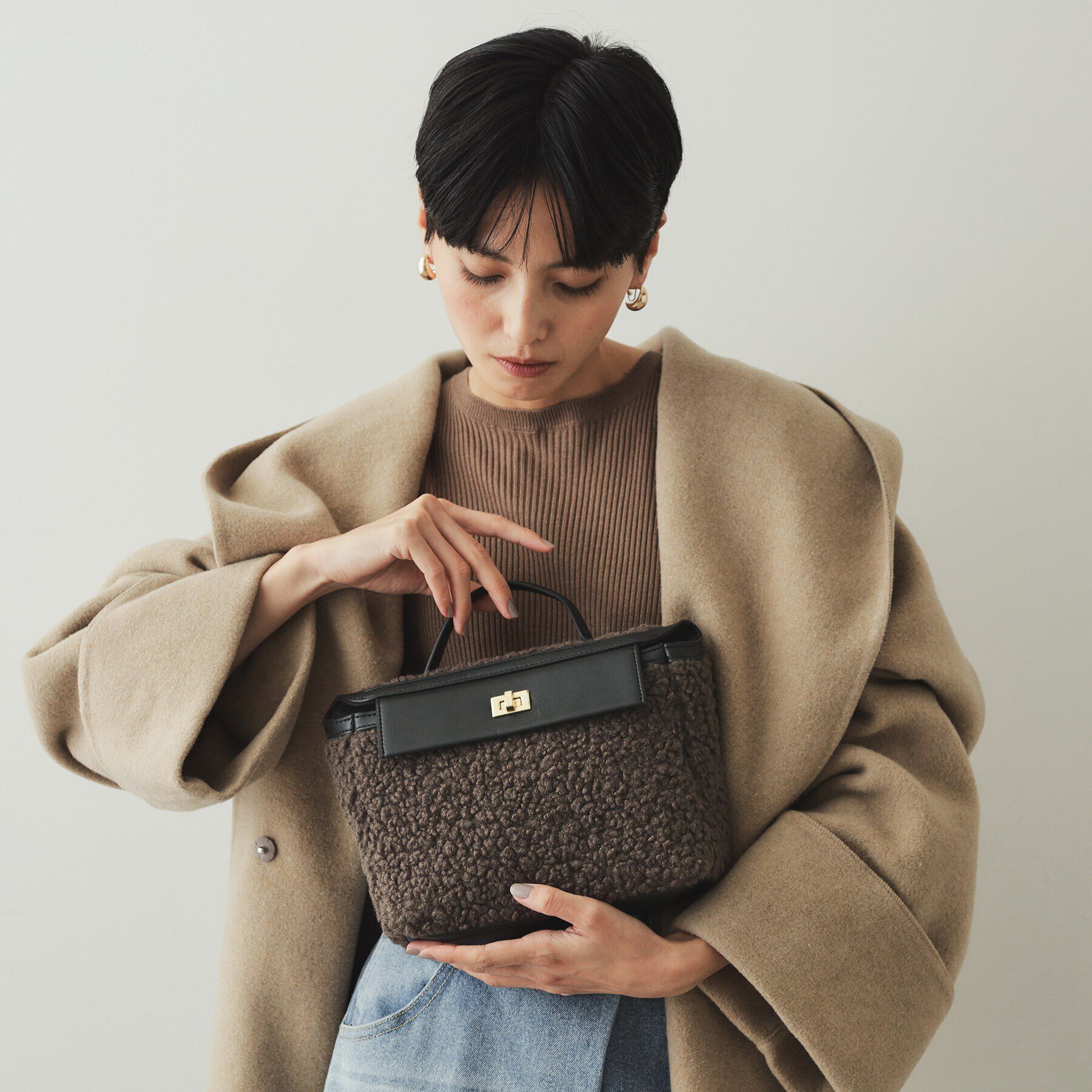 OPAQUE.CLIP「【2WAY】ボアトリミングスクエアデザインバッグ」|ハンドバッグ|