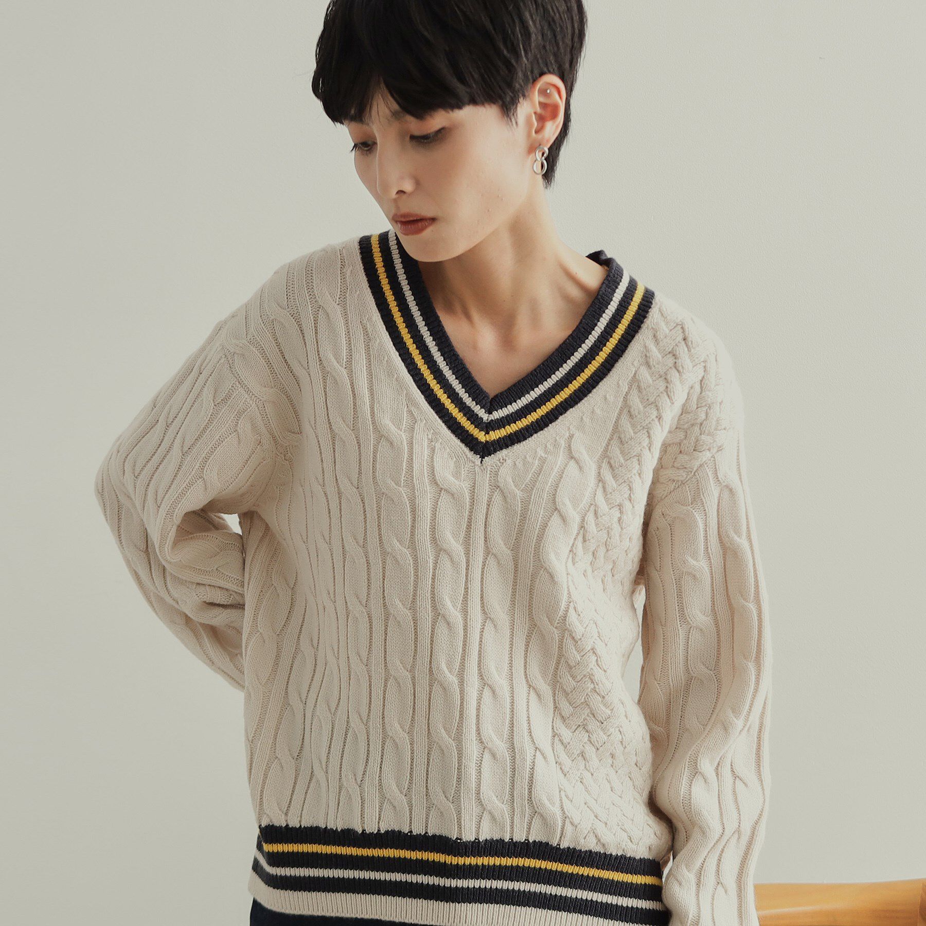 OPAQUE.CLIP「配色ラインチルデンVネックニット【洗濯機洗い可】」|ニット・セーター|