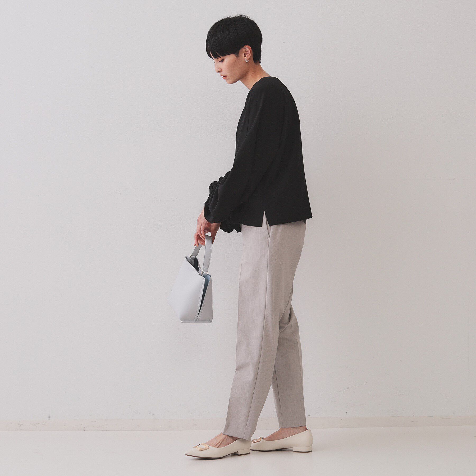 OPAQUE.CLIP「シャーリングスリーブブラウス【洗濯機洗い可】」|シャツ・ブラウス|