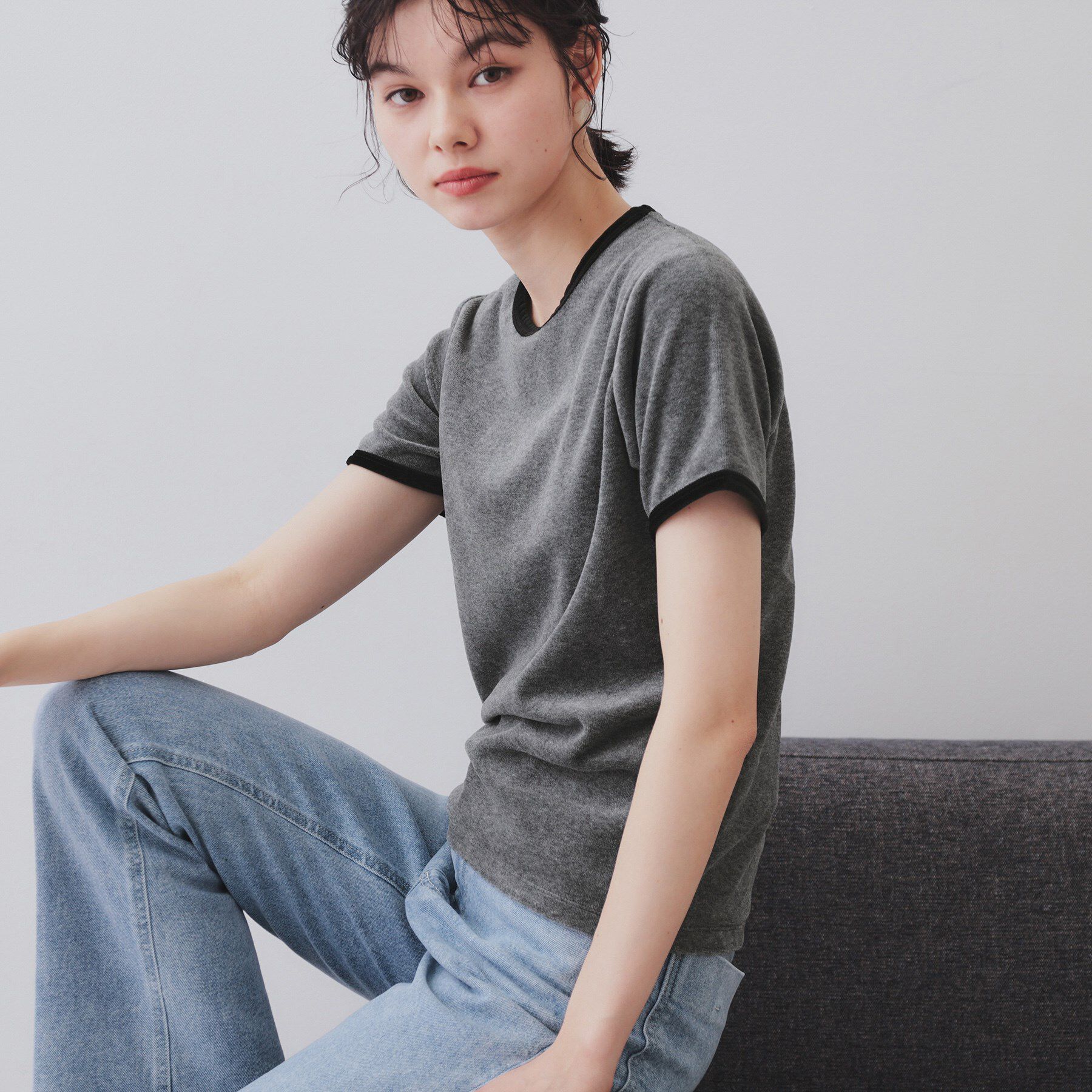 OPAQUE.CLIP「ベロアTシャツ【洗濯機洗い可】」|Tシャツ・カットソー|チャコールグレー(5