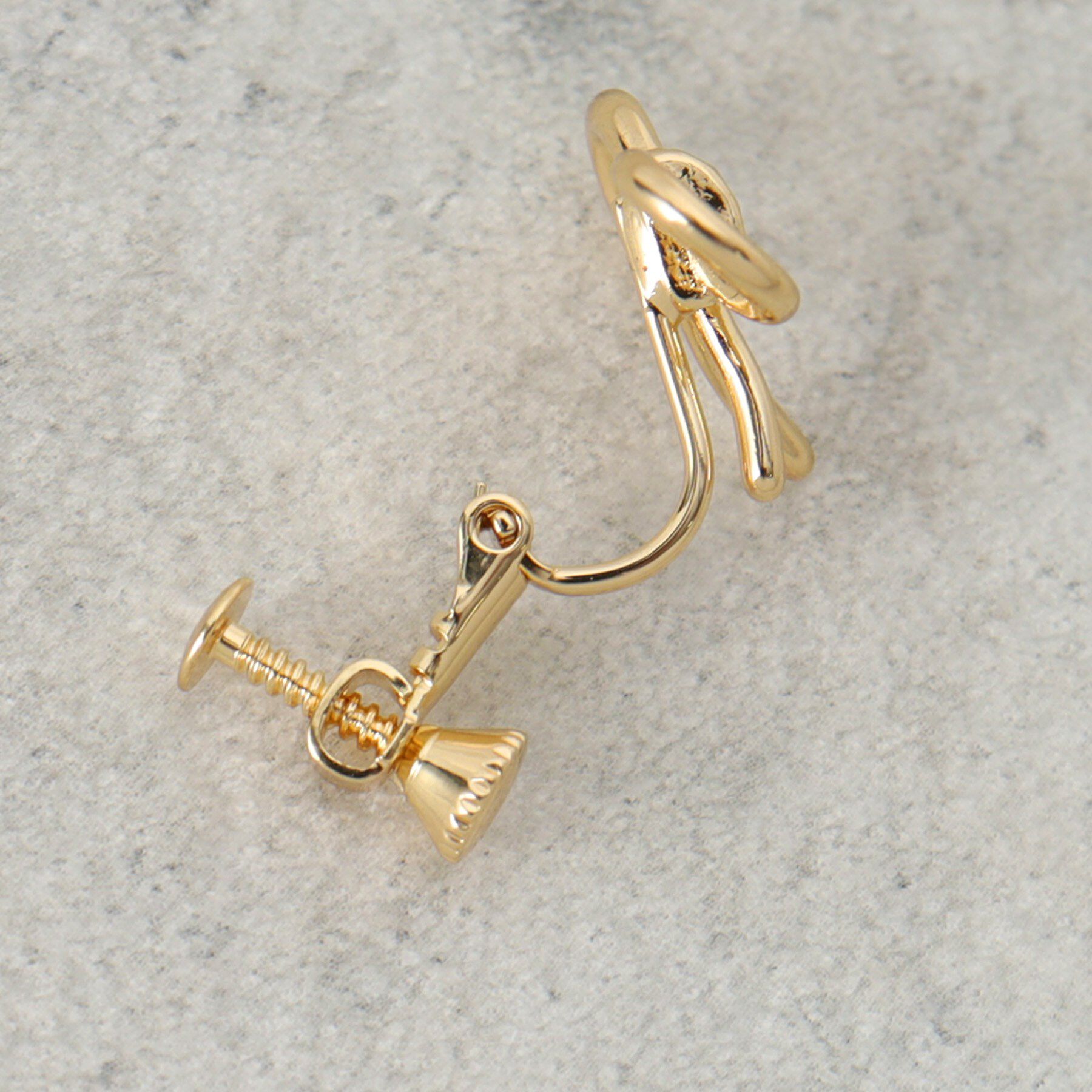 OPAQUE.CLIP「リボンメタルイヤリング」|イヤリング|