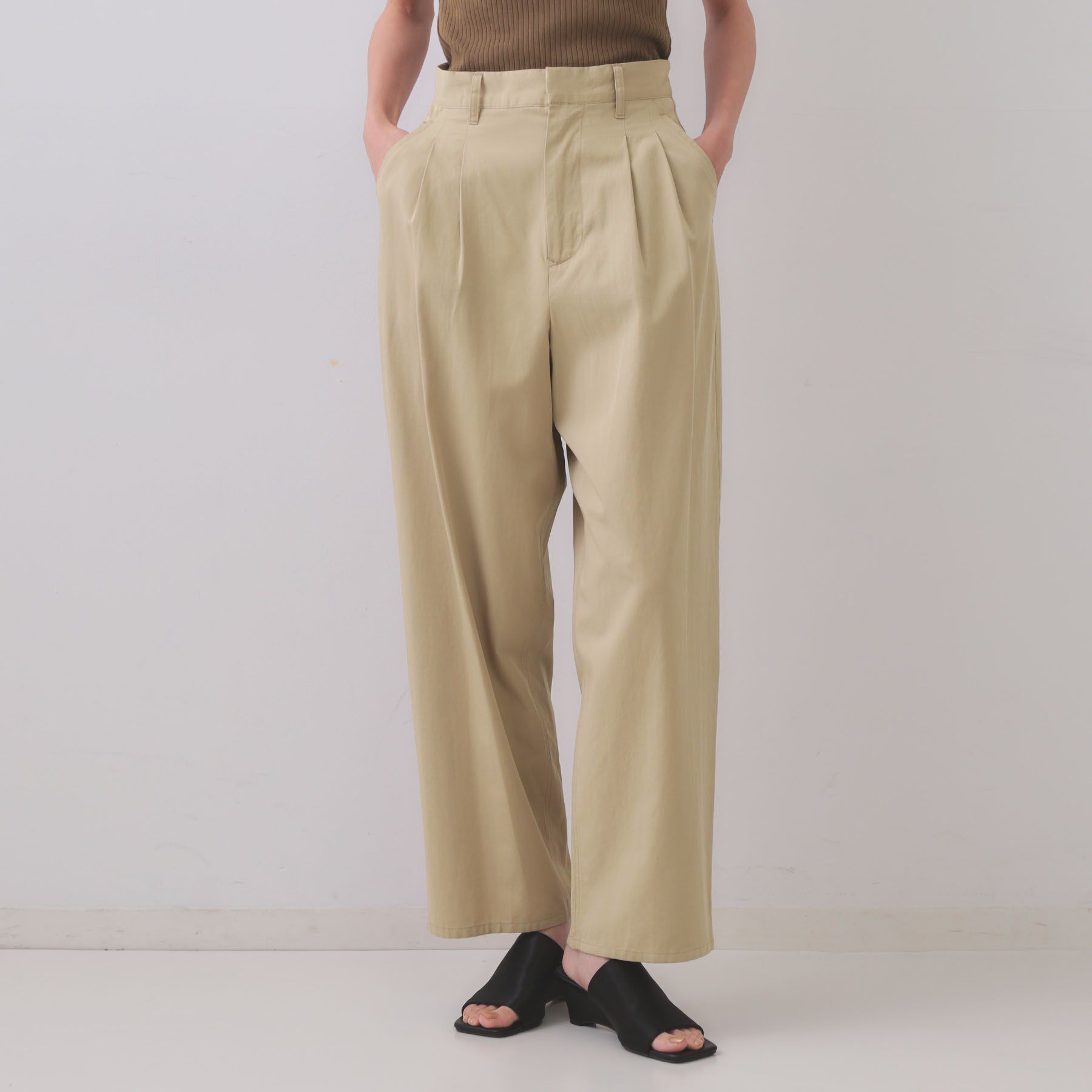 OPAQUE.CLIP「カーブタックパンツ【洗濯機洗い可】」|その他|