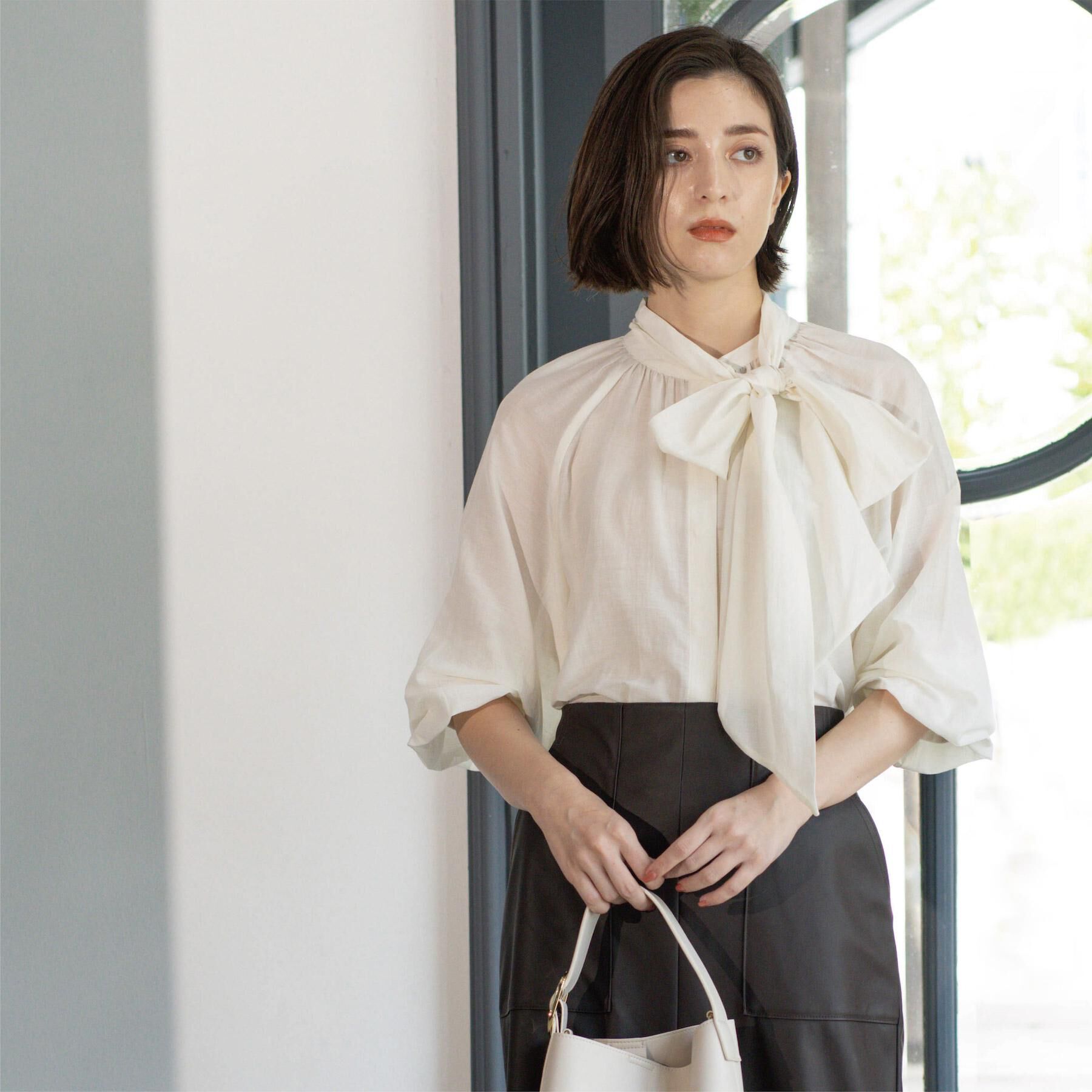 OPAQUE.CLIP「《BAILA掲載》2WAYシアーボウタイブラウス【洗濯機洗い可】」|シャツ・ブラウス|