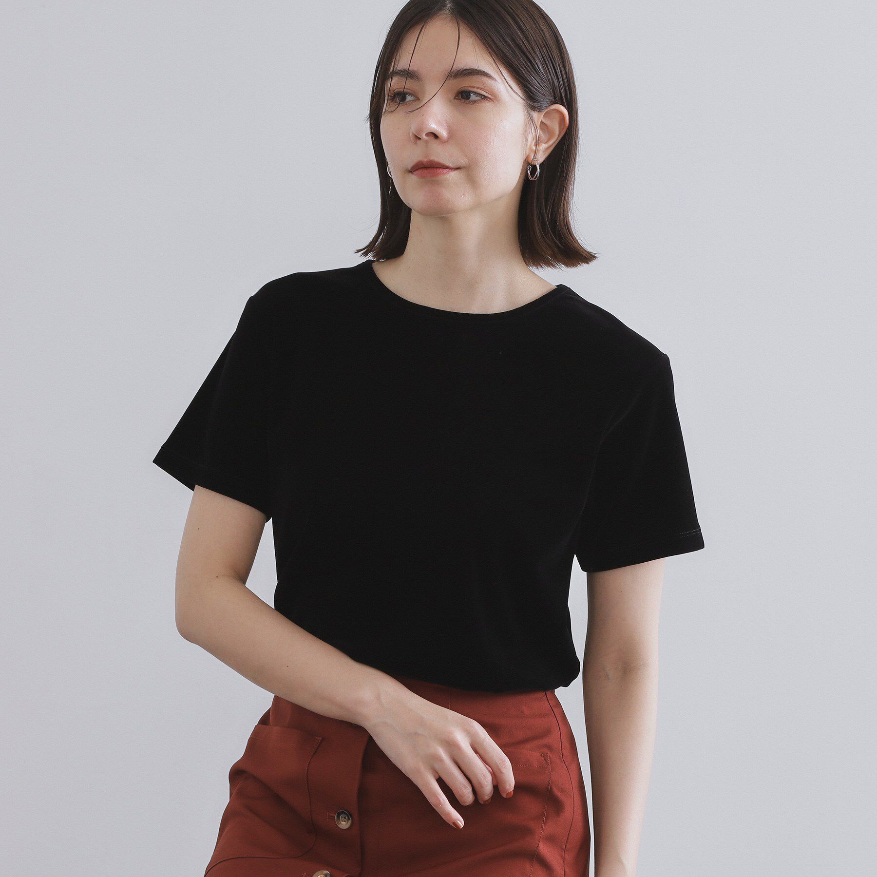 OPAQUE.CLIP「フロッキーチュールTシャツ【洗濯機洗い可】」|Tシャツ・カットソー|ブラック(019)