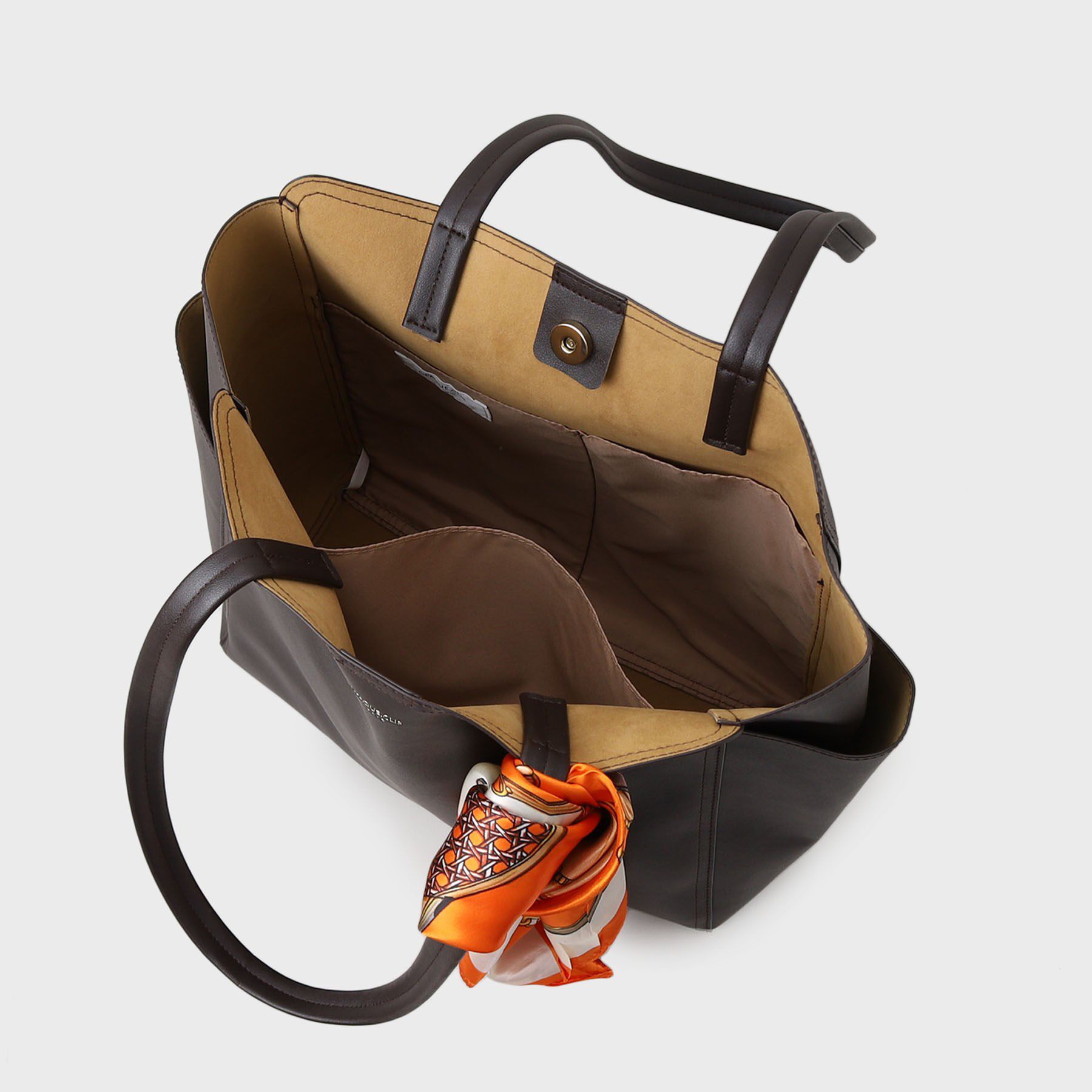 OPAQUE.CLIP「【A4サイズ対応】スカーフ付き裏スエード調合皮トートバッグ」|トートバッグ|