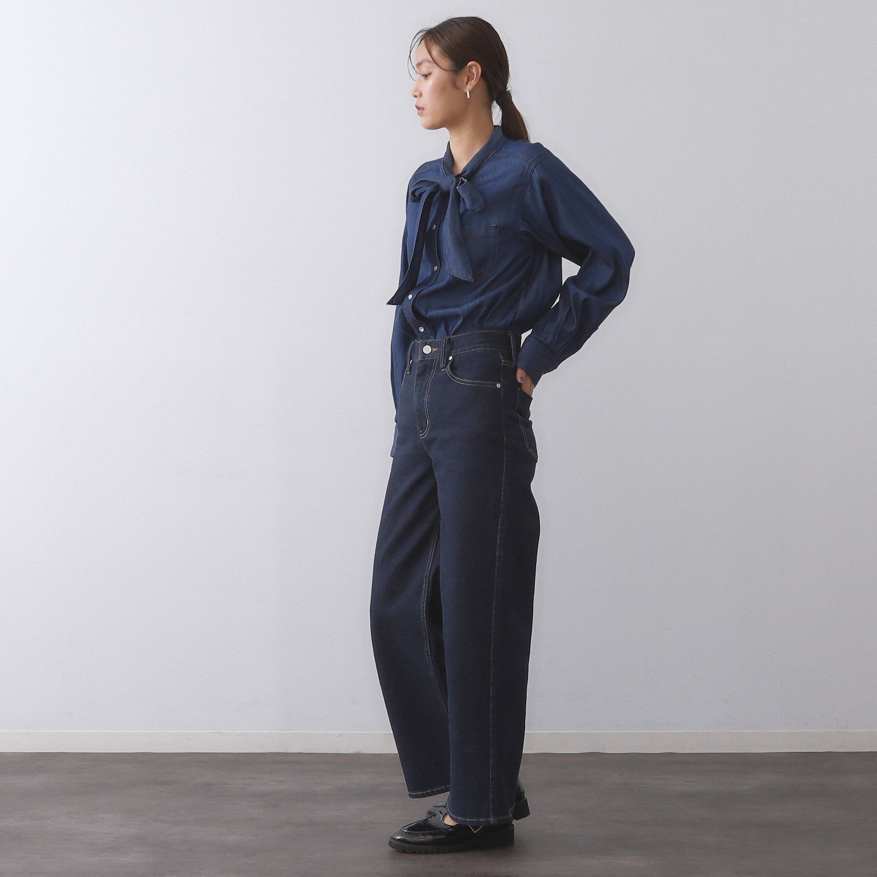 OPAQUE.CLIP「セルロース混デニムボウタイブラウス【洗濯機洗い可】」|シャツ・ブラウス|