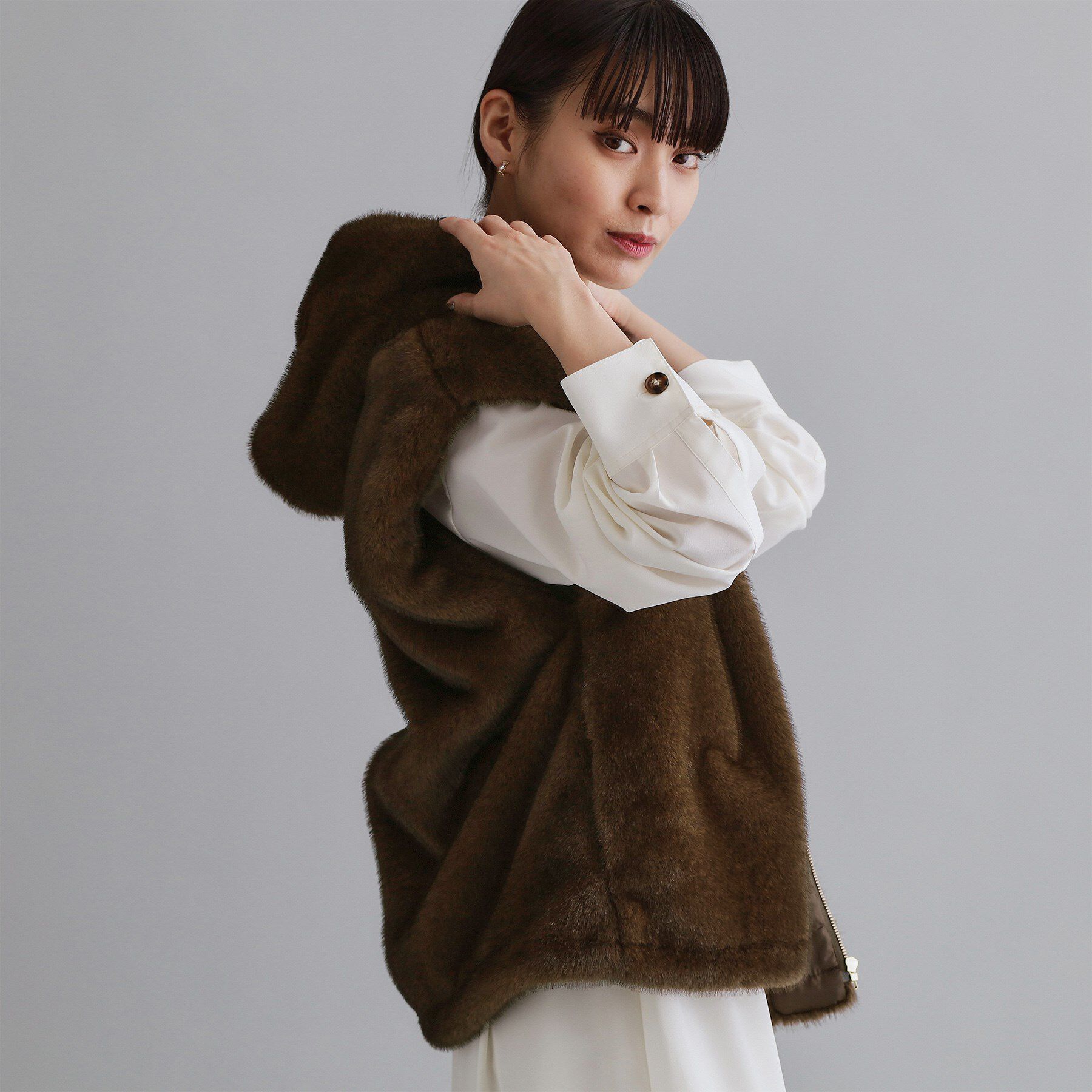 OPAQUE.CLIP「【es】ミンクライクフェイクファーフードベスト【洗える】」|ベスト・ジレ|