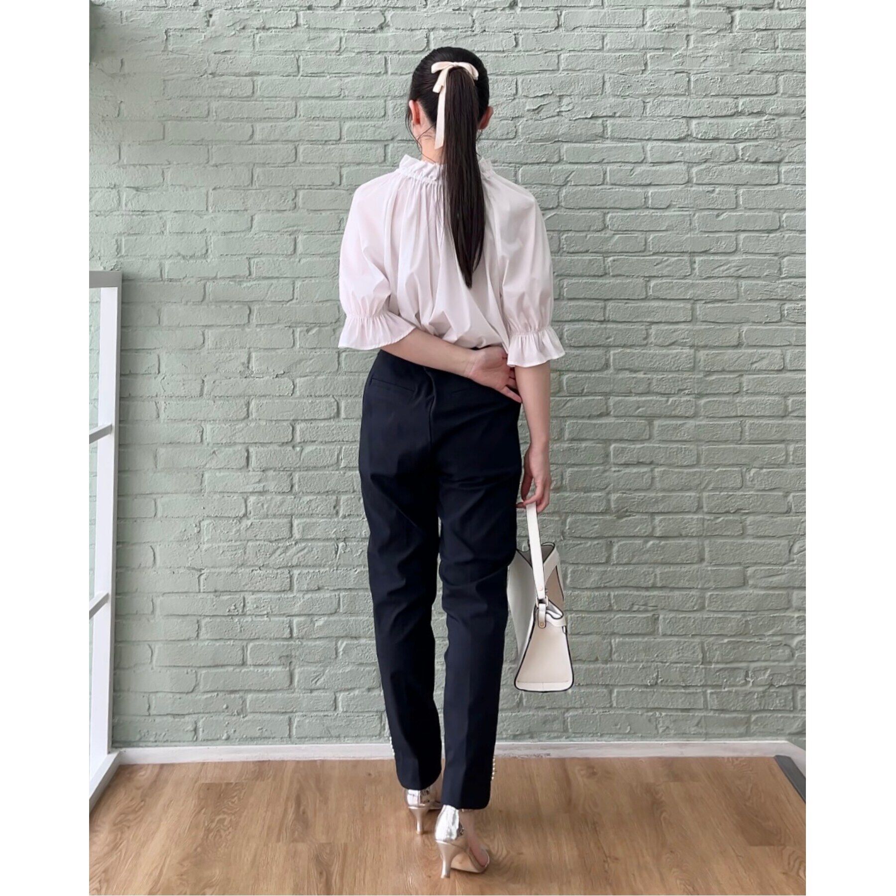 Couture broach「【オフィス/通勤にも◎】裾パール調・カーブスリットハイパーパンツ」|その他|