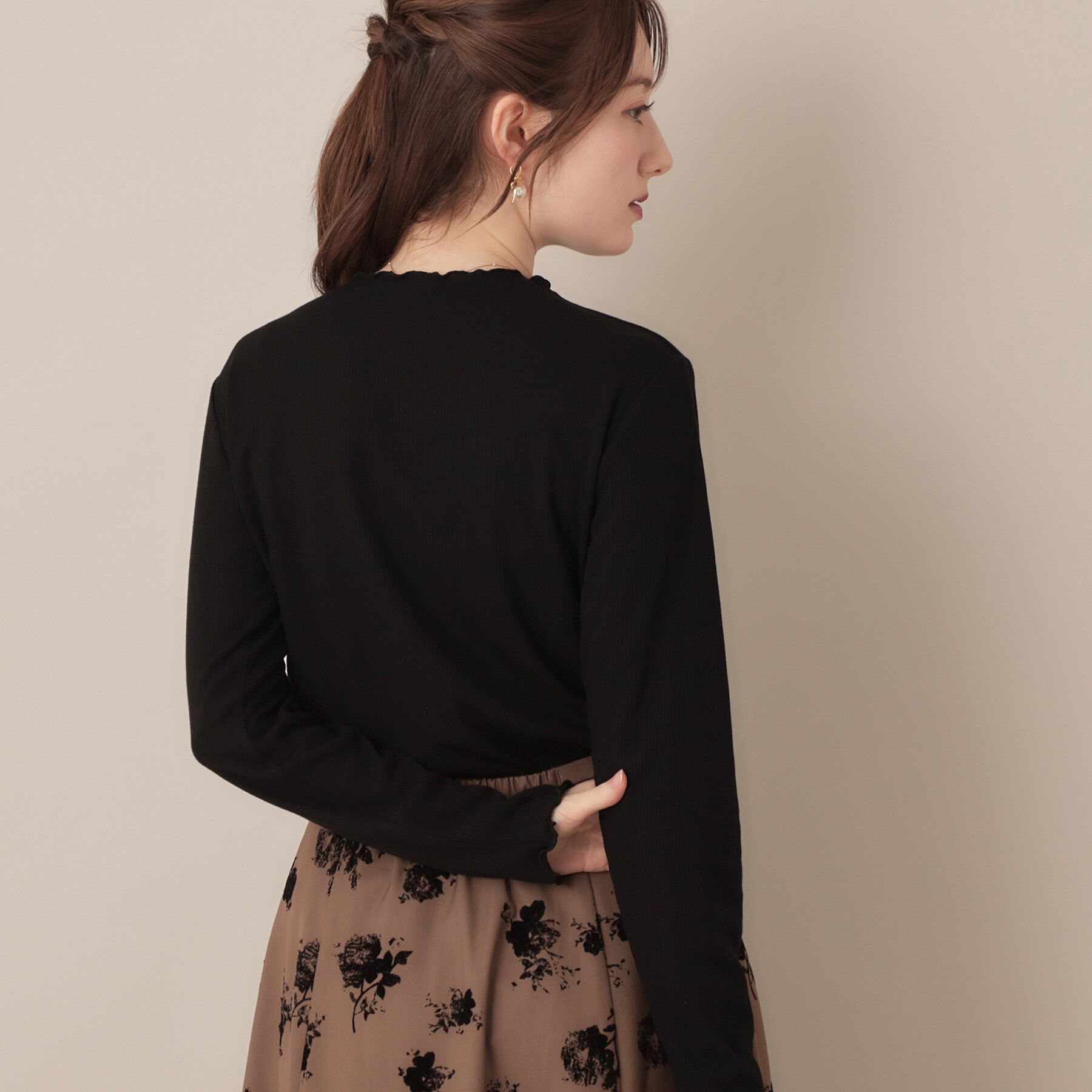 Couture broach「【ほんのりシアー・きれいめ】サステナブル テレコインナートップス」|Tシャツ・カットソー|