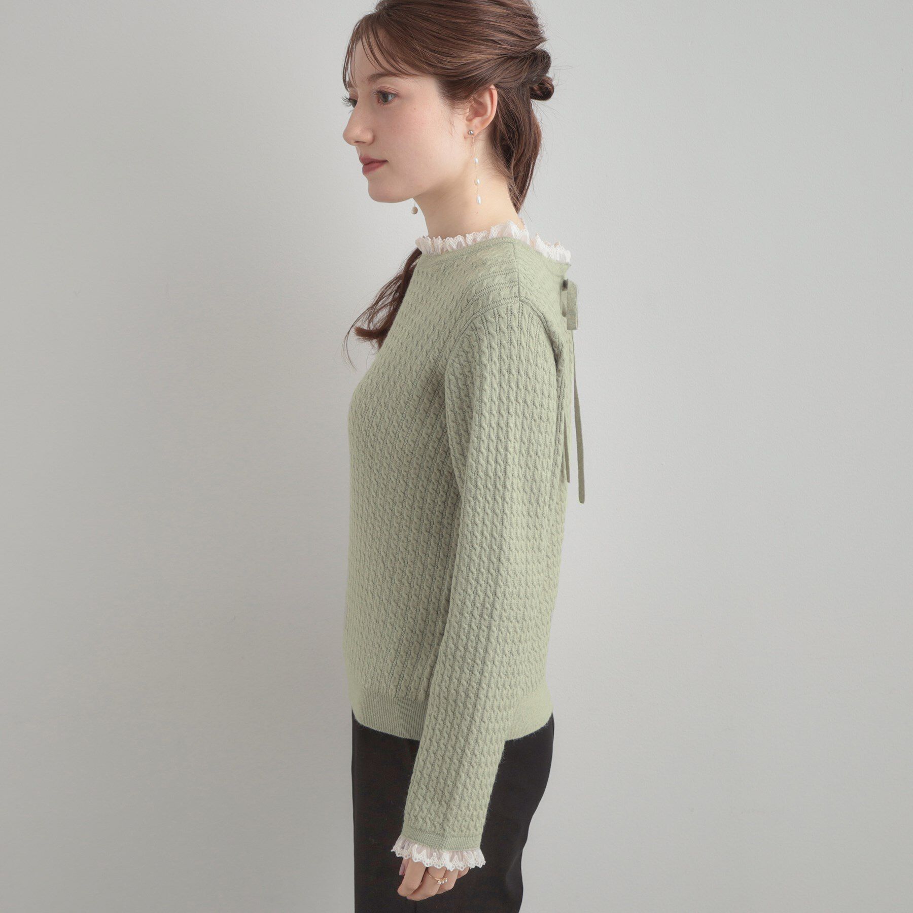Couture broach「【大人上品・着映え】ケーブルレース バックリボンニット」|ニット・セーター|