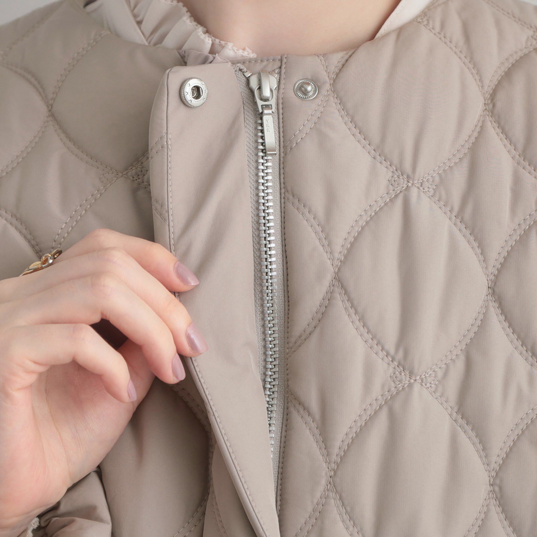 Couture broach「【撥水・大人可愛い】リボンキルティングジャケット」|ブルゾン・スタジャン|