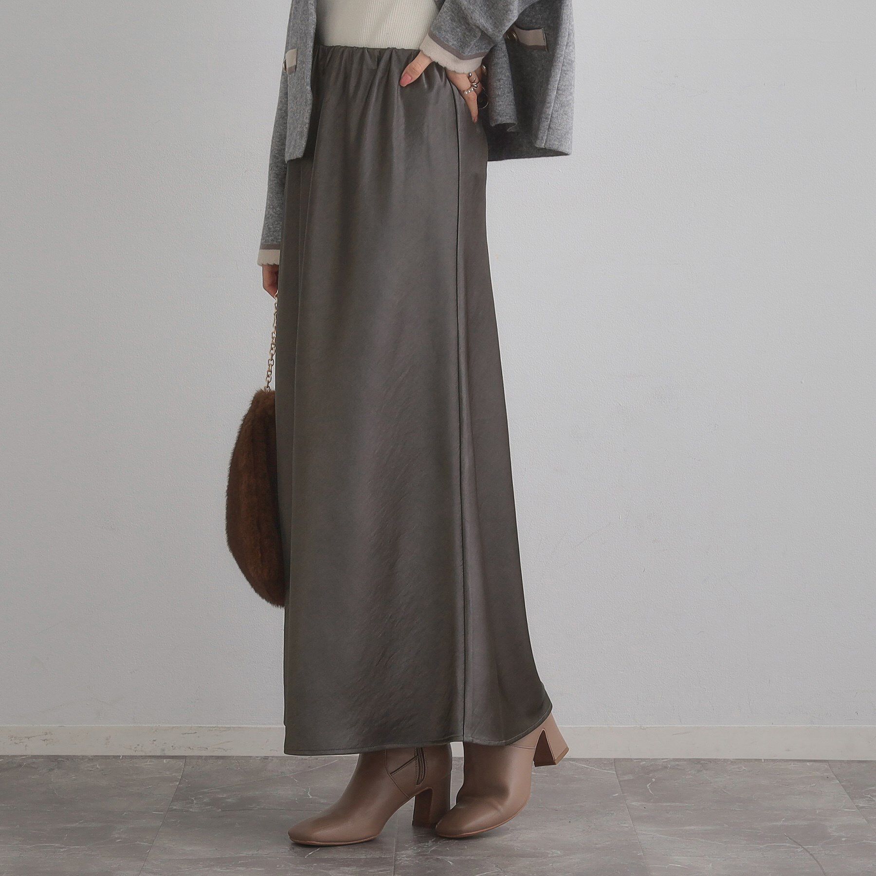 Couture broach「シルキーヘビーサテンスカート」|スカート|