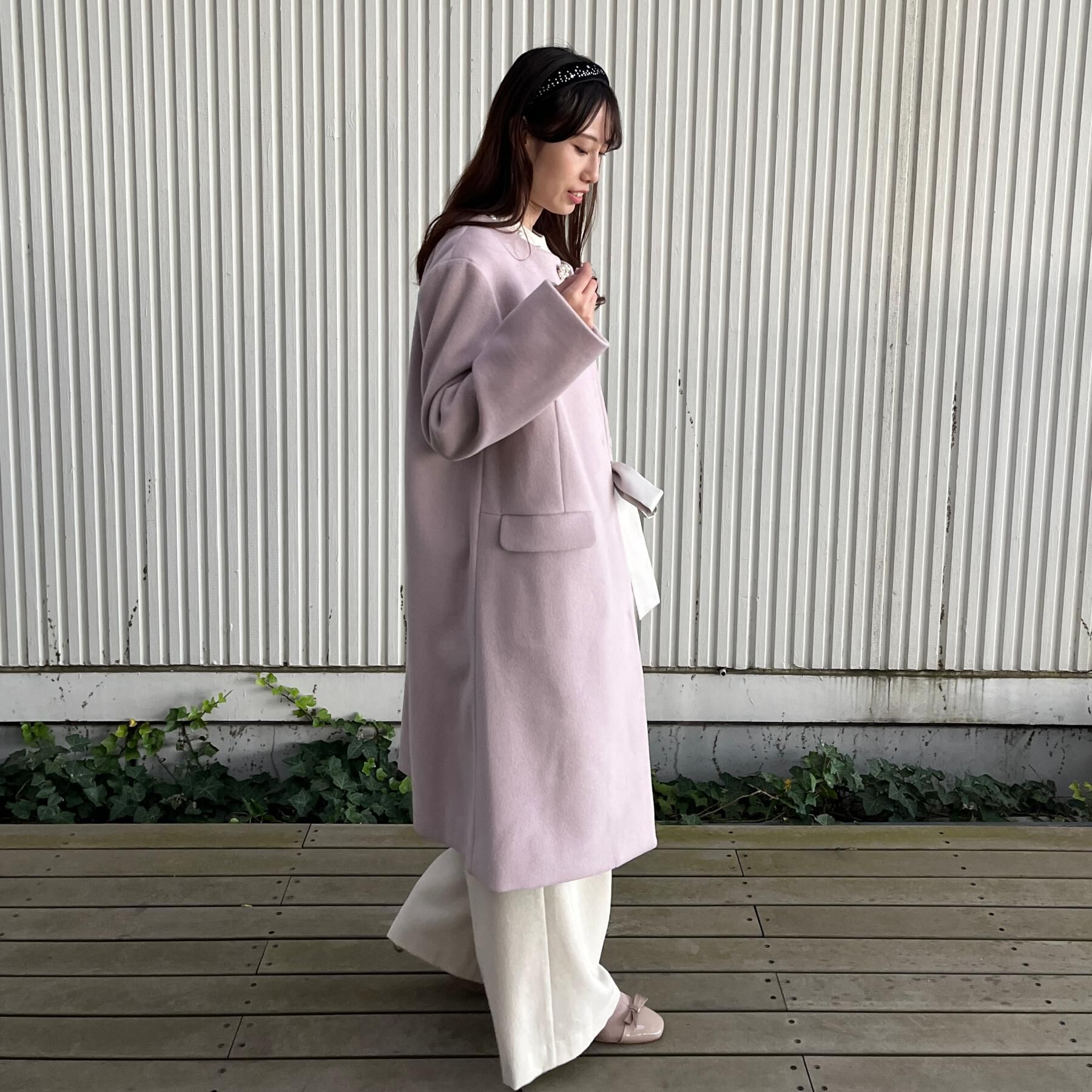 Couture broach「【通勤/ビジューブローチ付き】ノーカラー ロングコート」|ノーカラーコート|