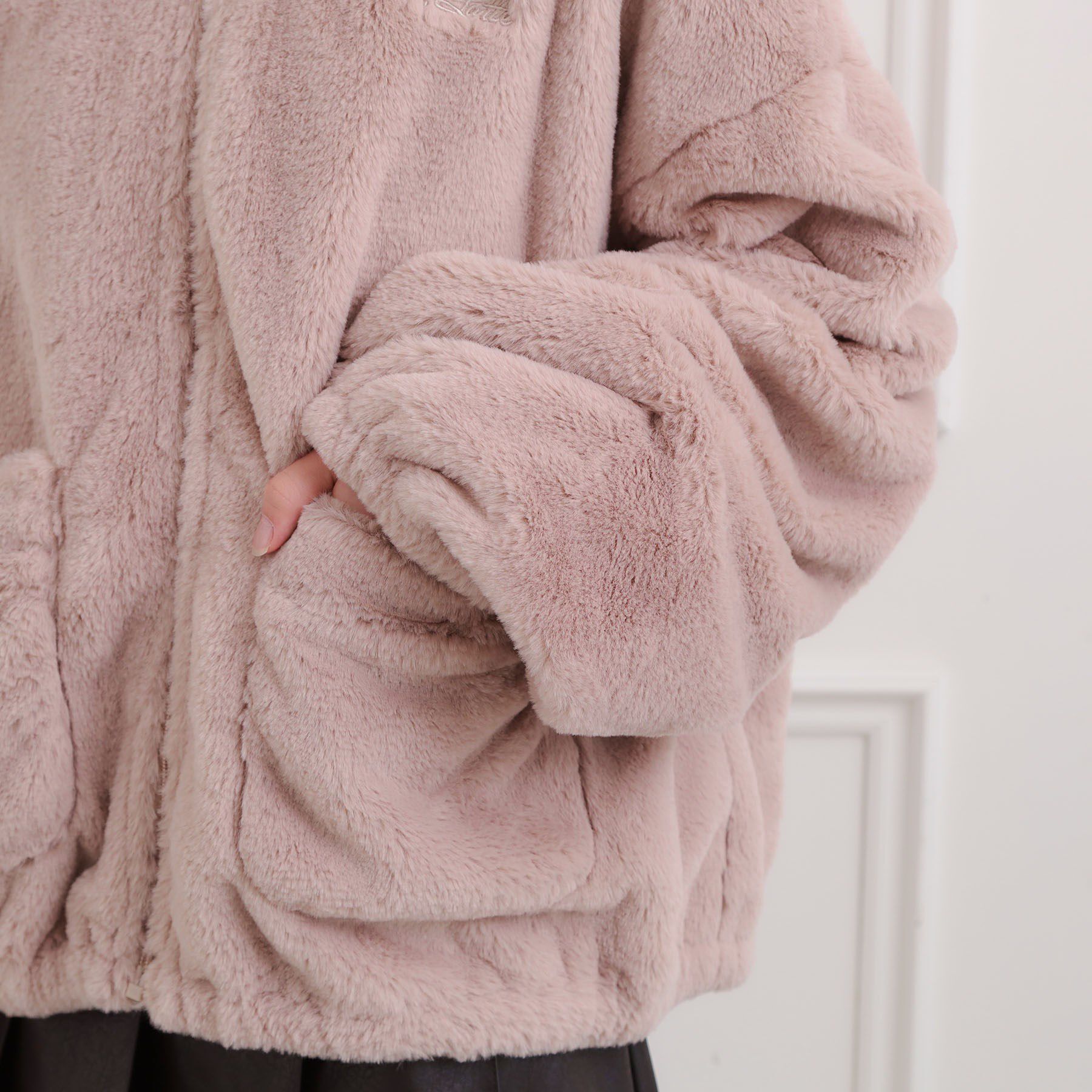 PINK-latte「耳付きフェイクファーブルゾン」|ブルゾン・スタジャン|